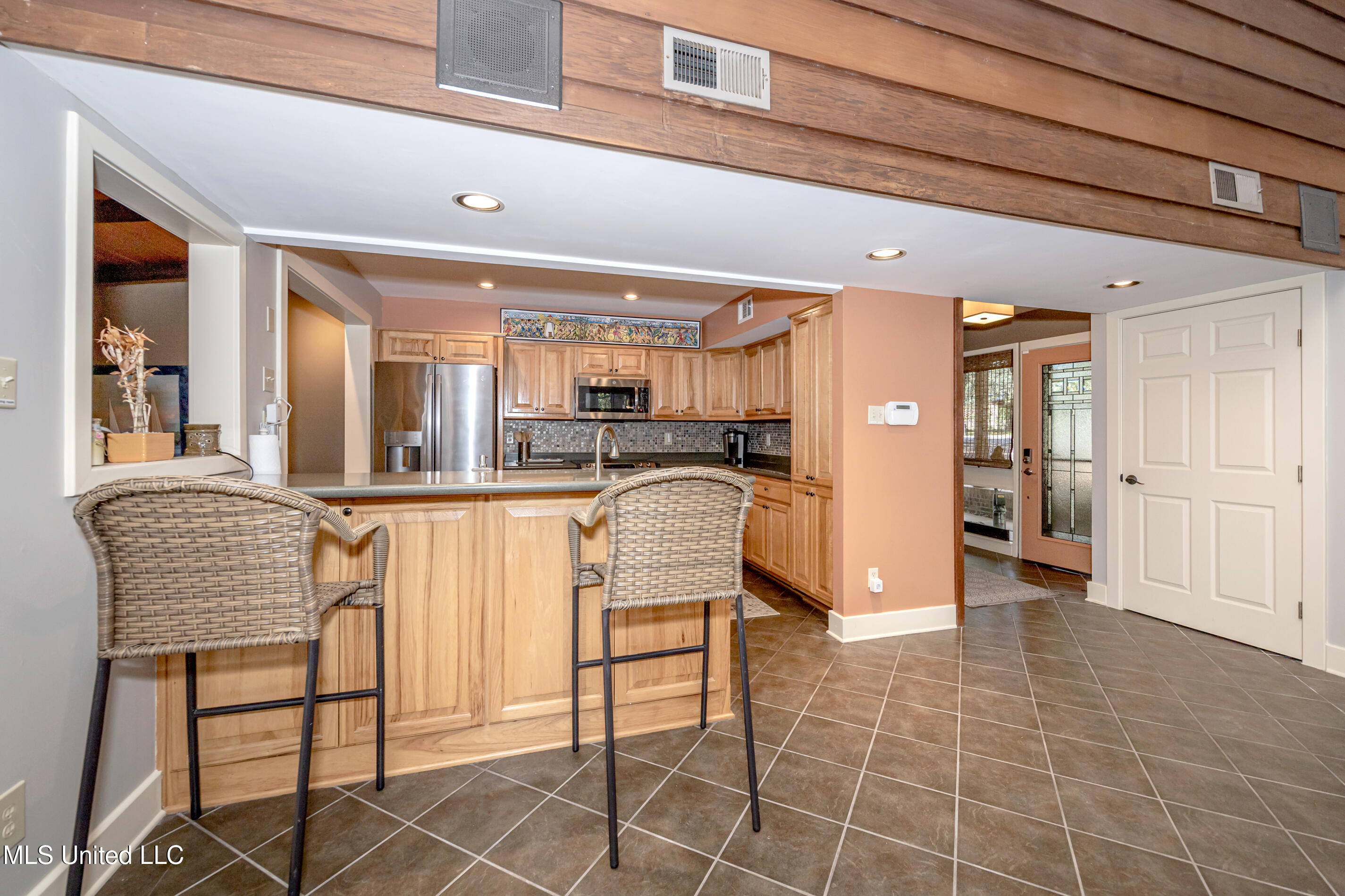 308 Lovers Lane Property Photo 27