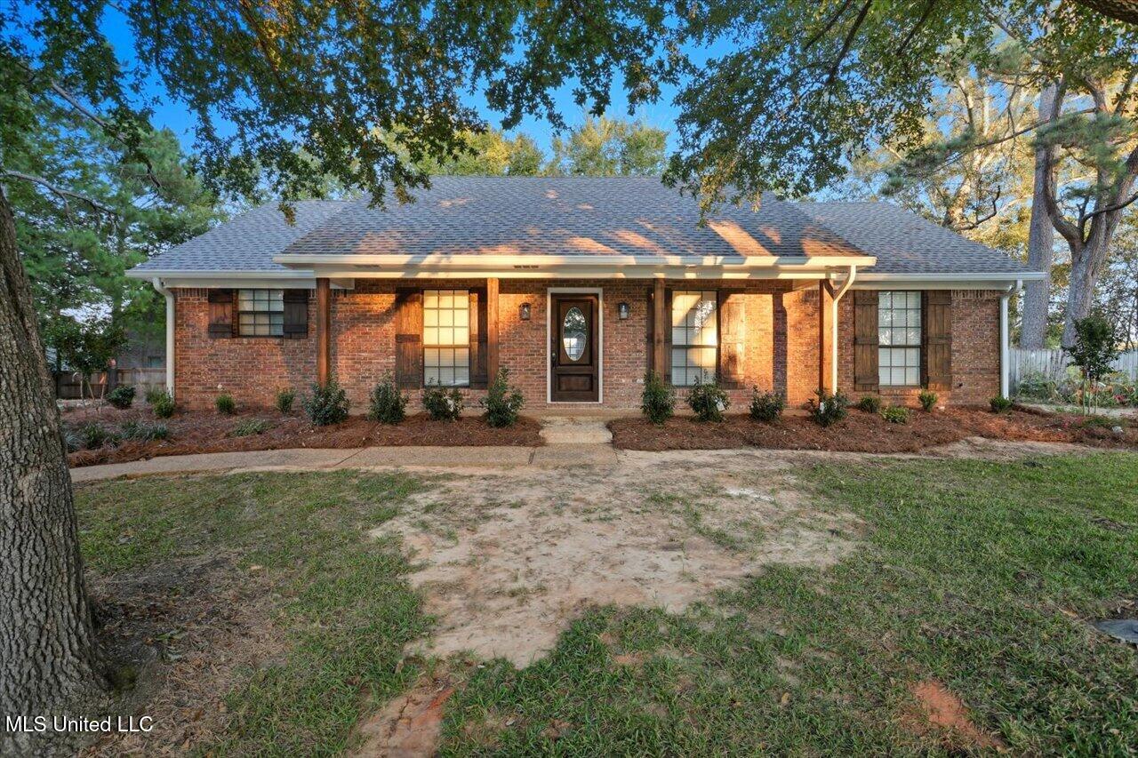 418 Wildwood Pointe Property Photo 2