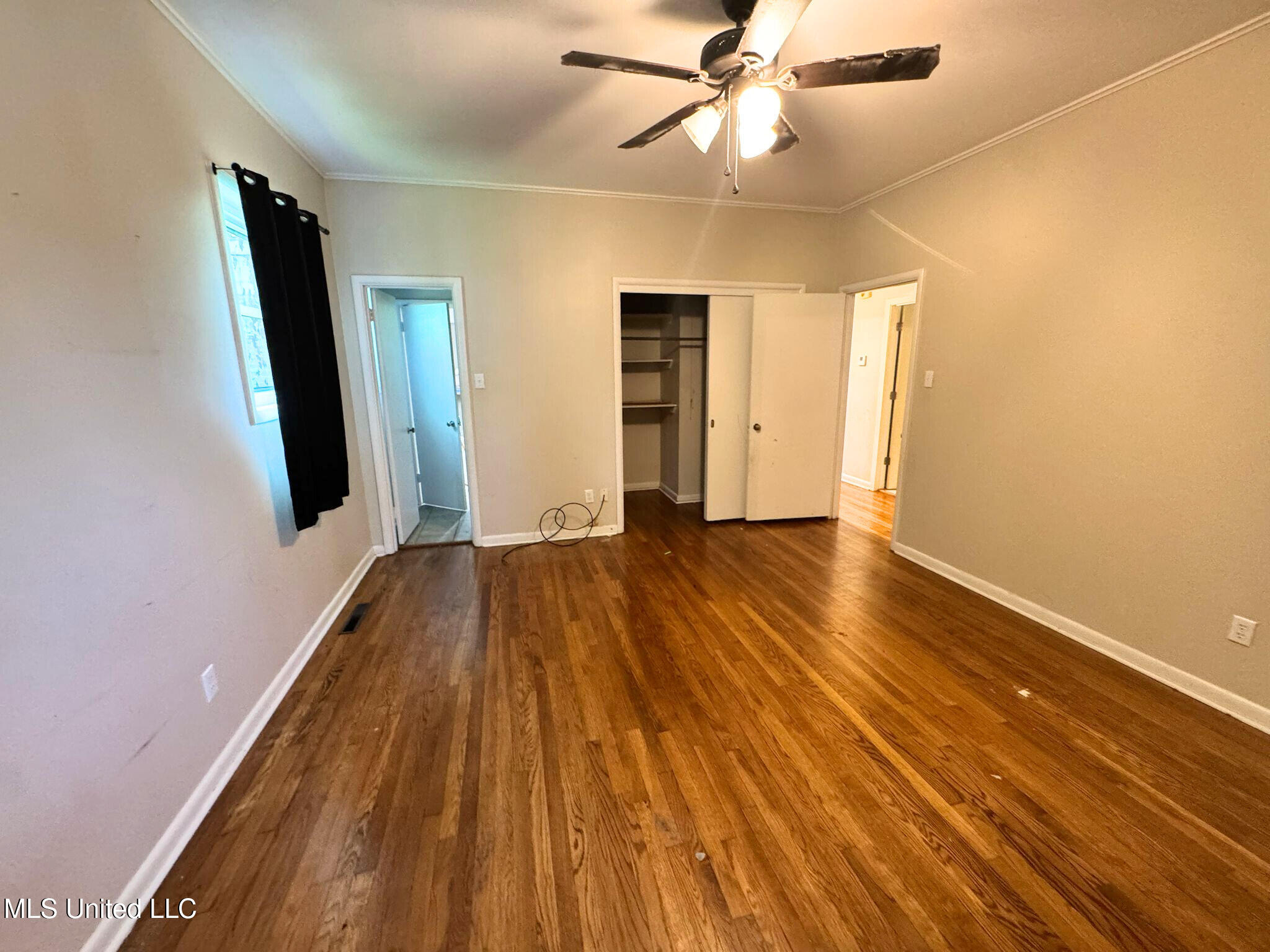 305 Seymour Drive Property Photo 8