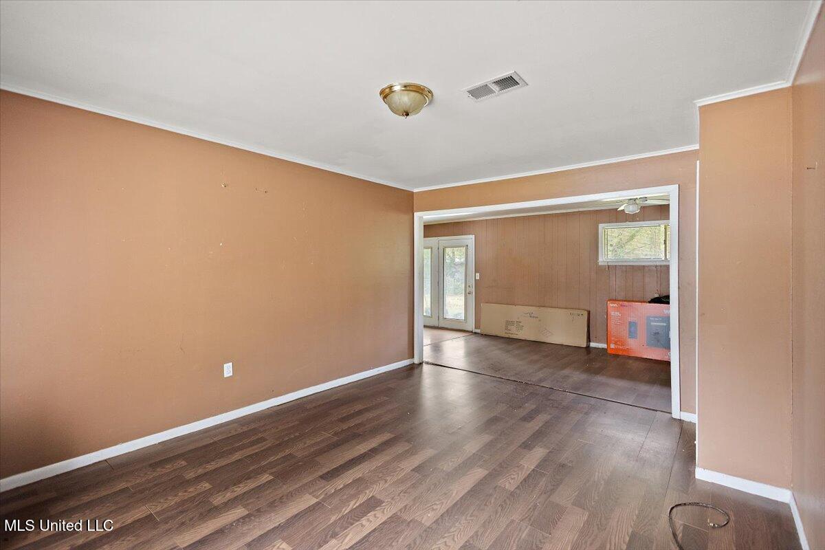 1331 Trafton Avenue Property Photo 6