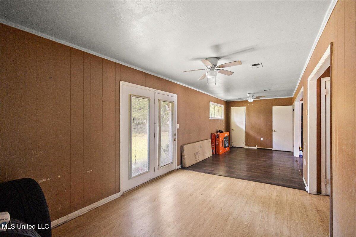 1331 Trafton Avenue Property Photo 9