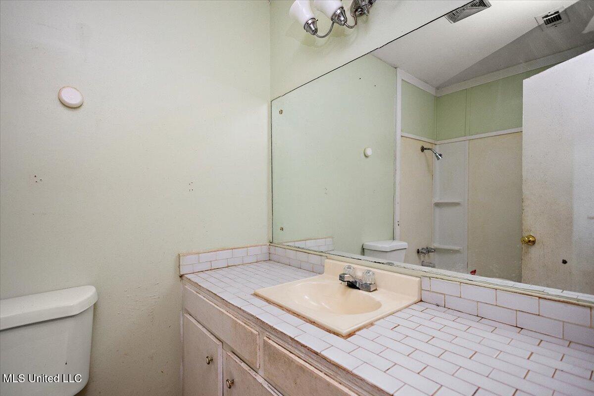 1331 Trafton Avenue Property Photo 18