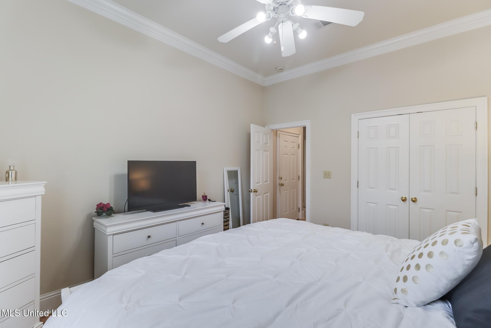 6446 Kome Drive Property Photo 16