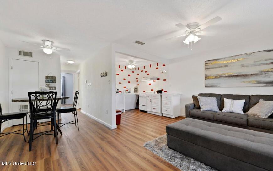 1664 Beach Boulevard Property Photo 5