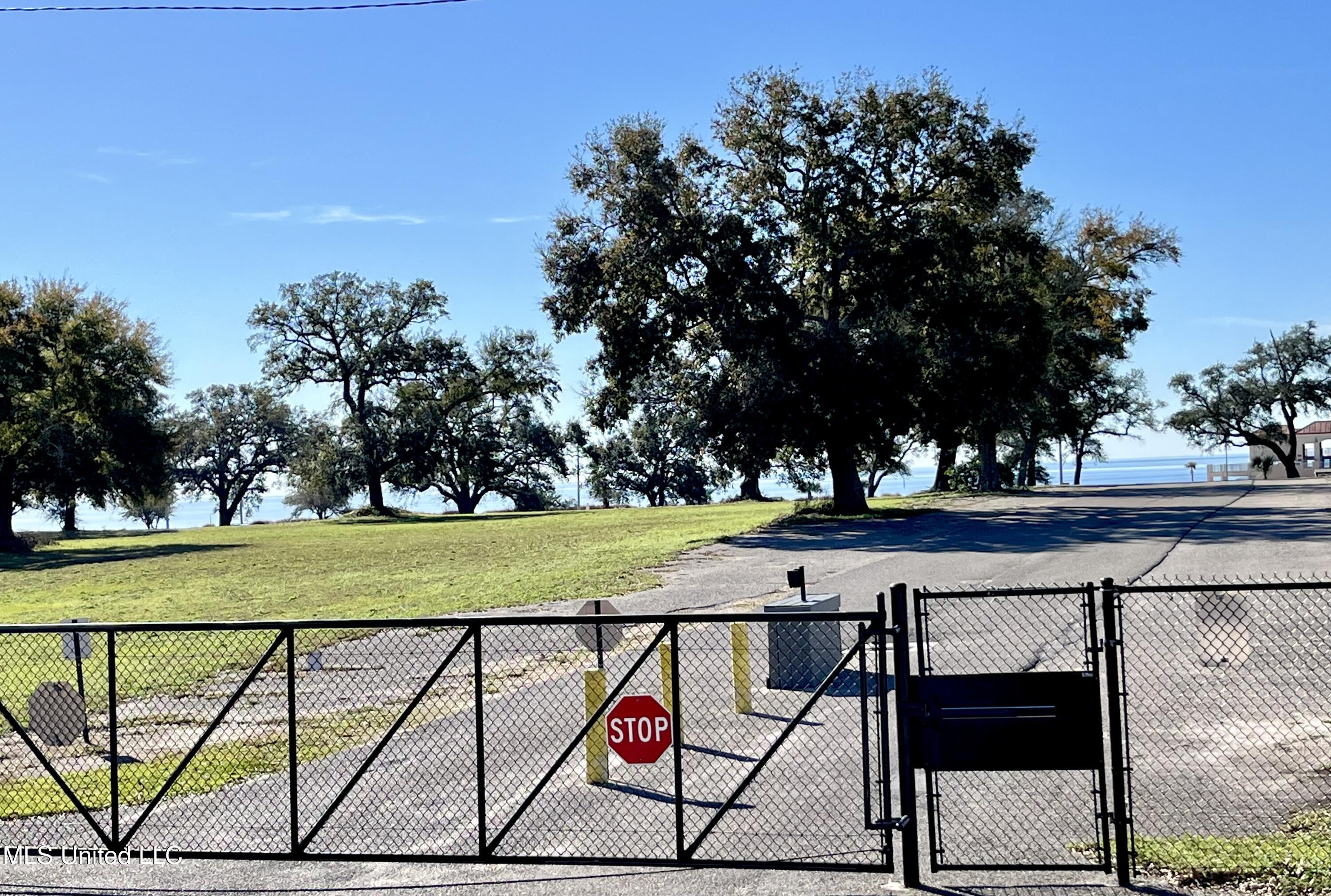 1664 Beach Boulevard Property Photo 15