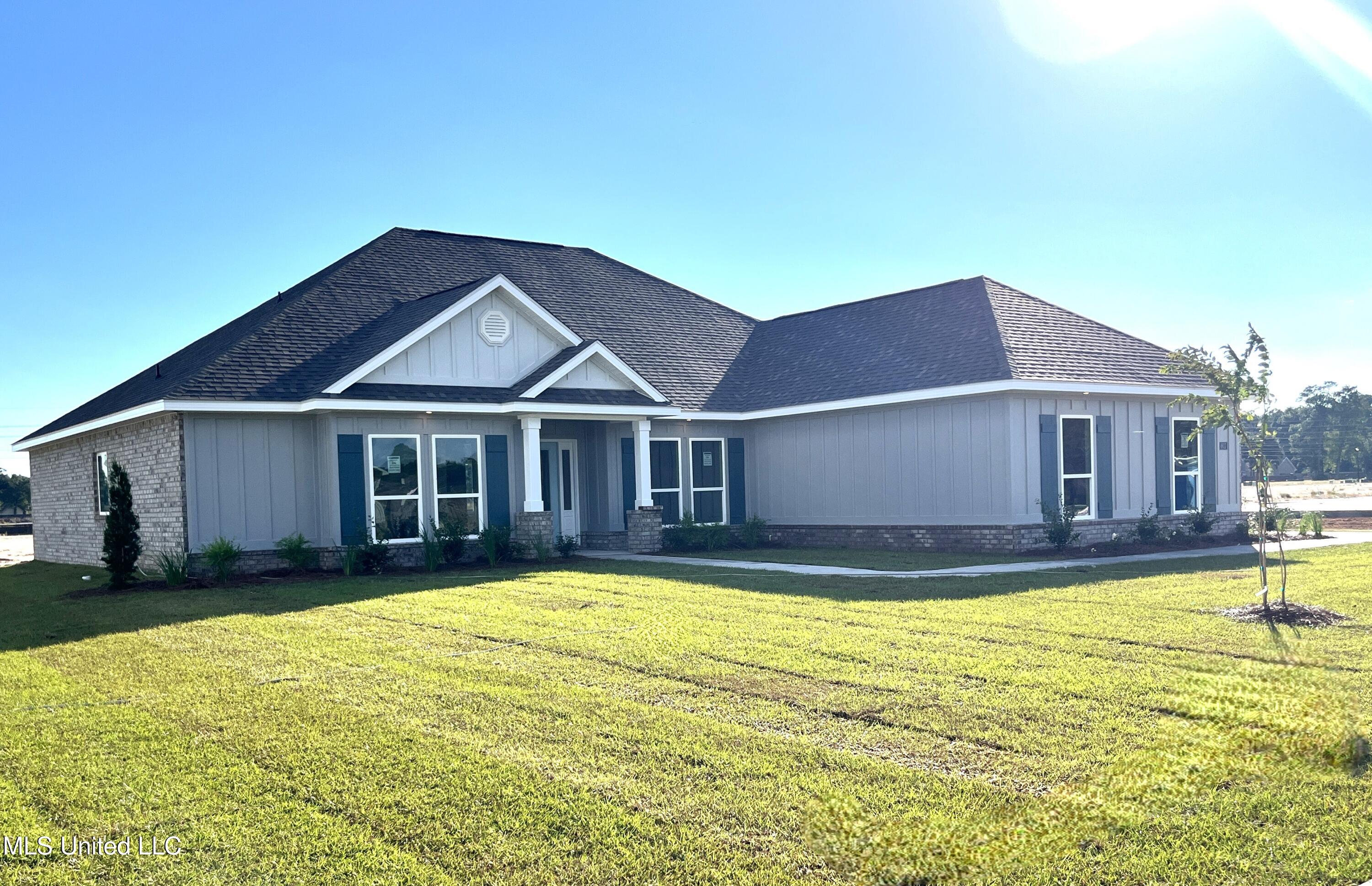 6617 Palm Pointe Drive Property Photo 1