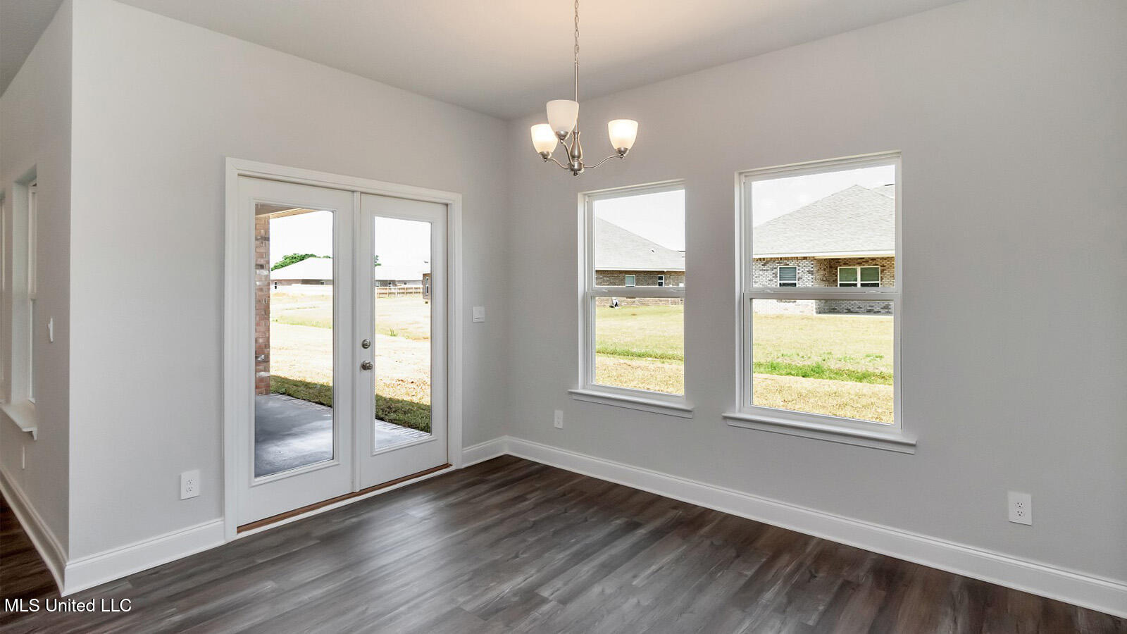 6617 Palm Pointe Drive Property Photo 10