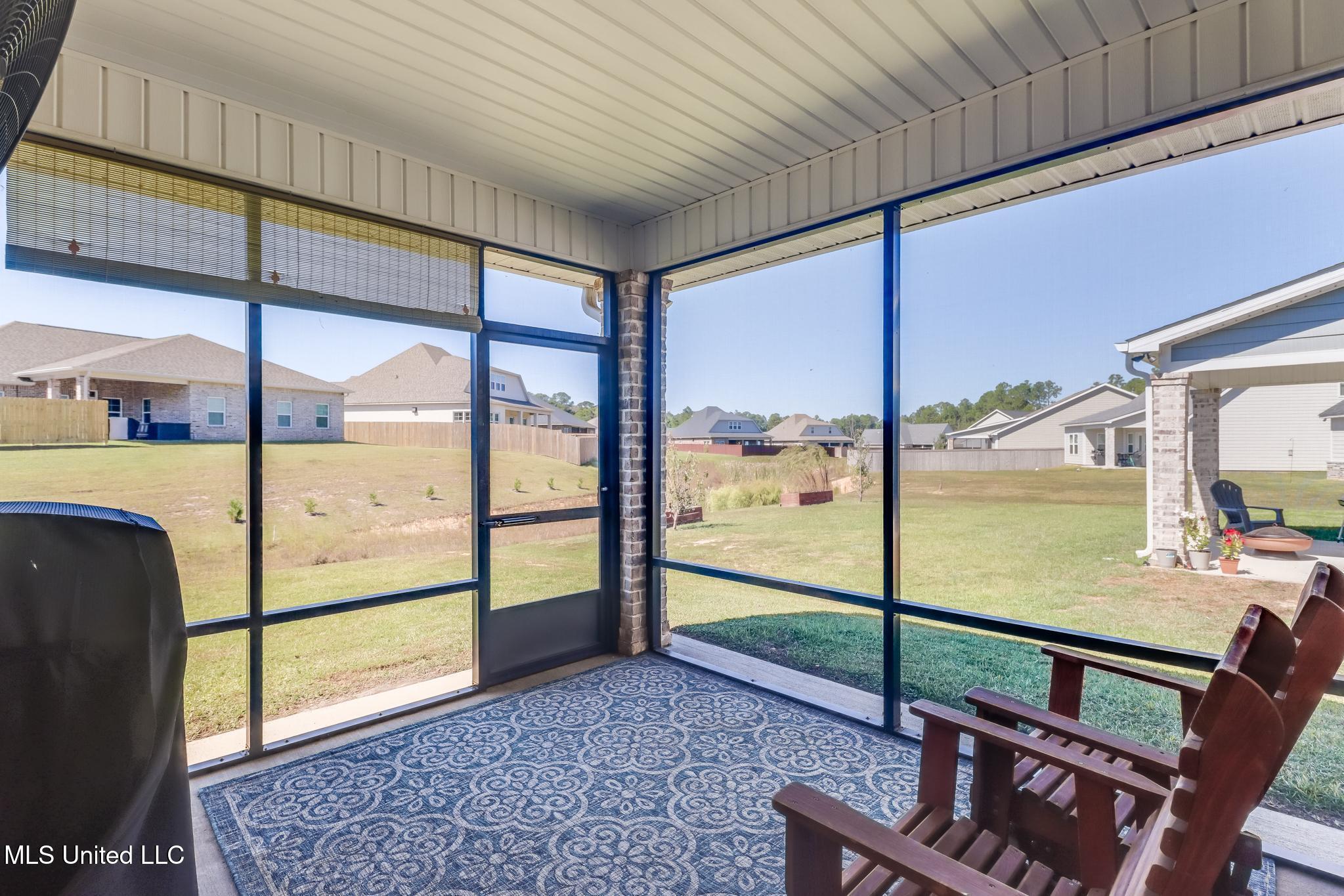 10663 Wren Grove Property Photo 19