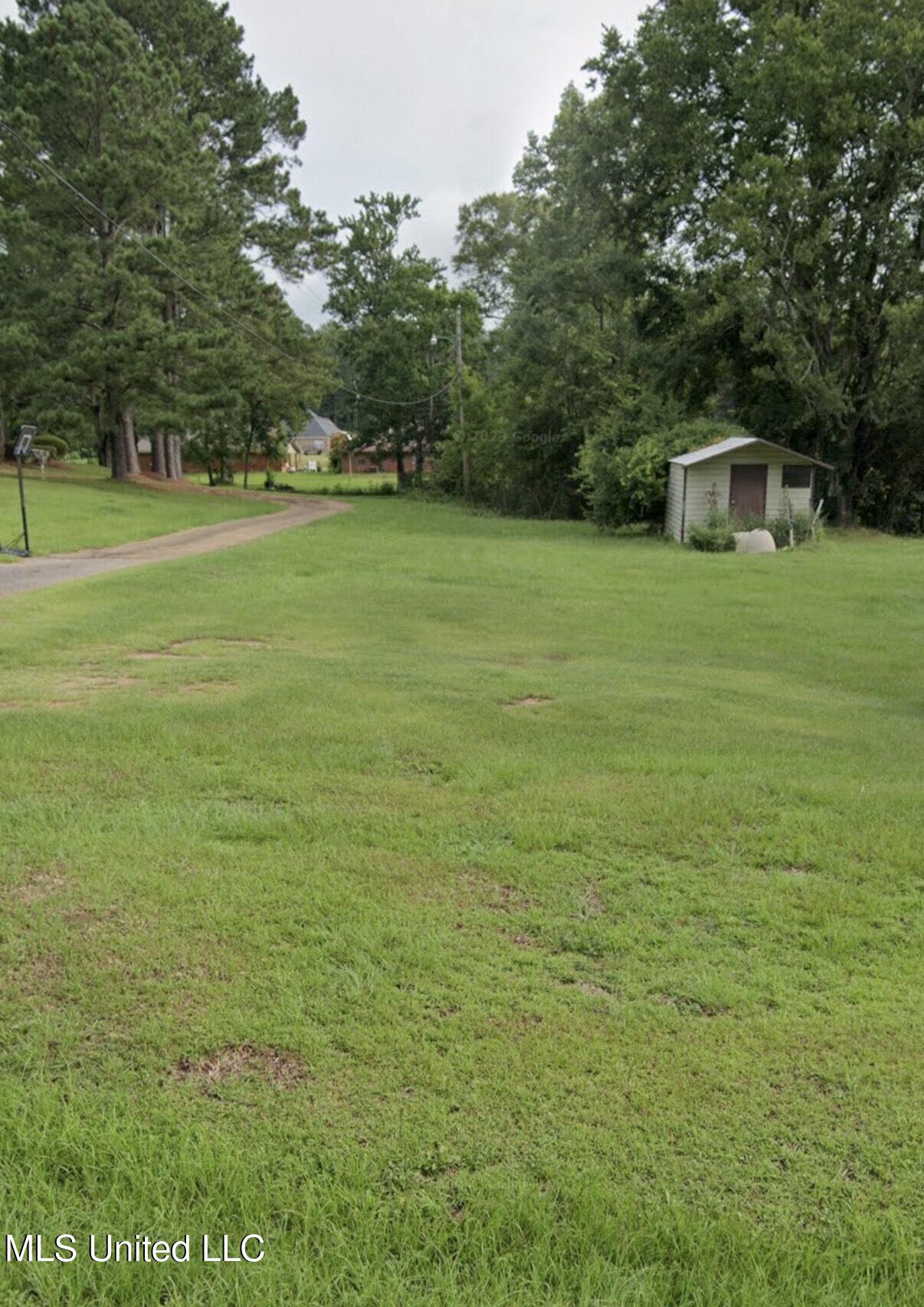 Plum Street Property Photo 2