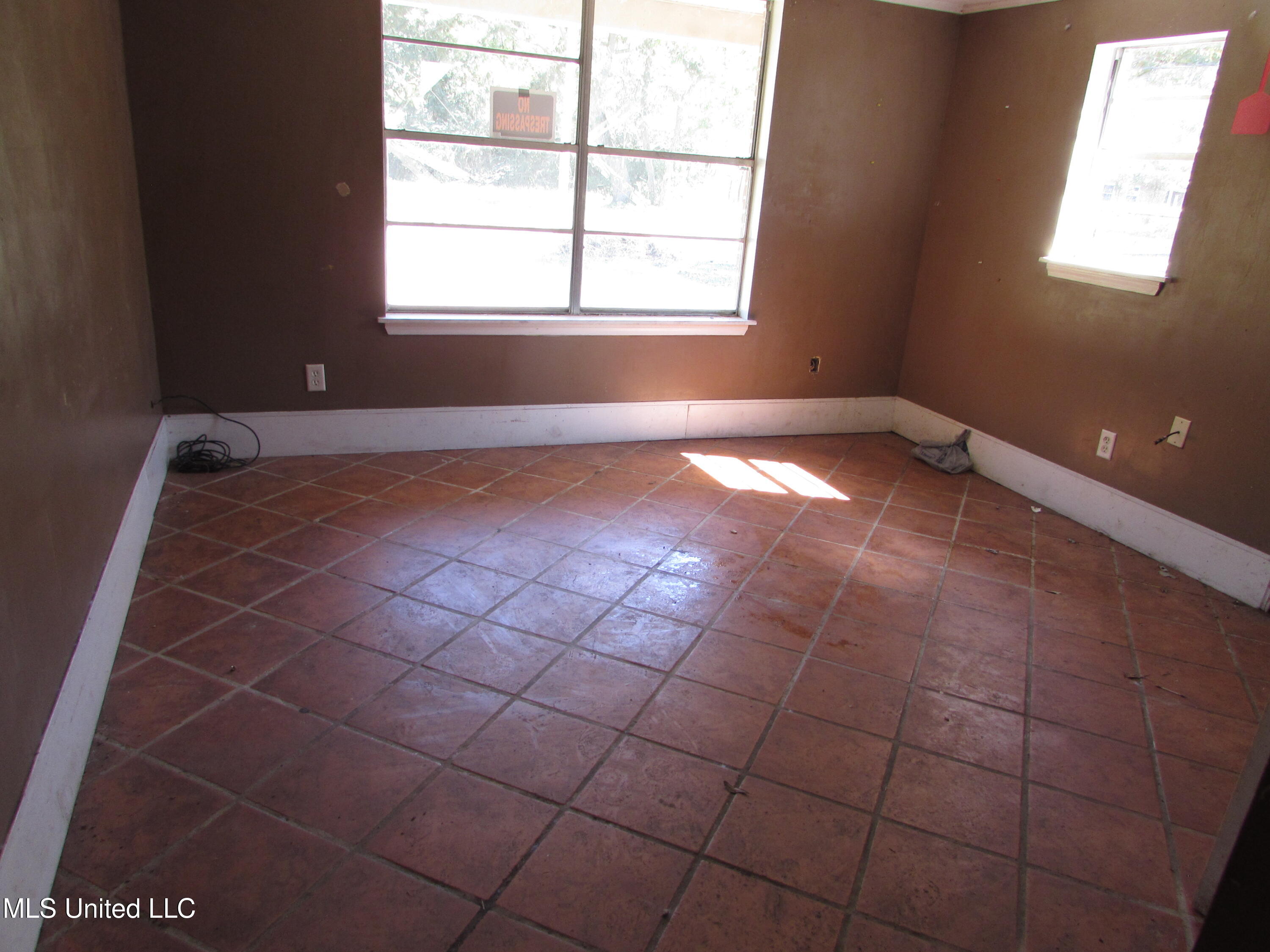 731 Carter Drive Property Photo 5