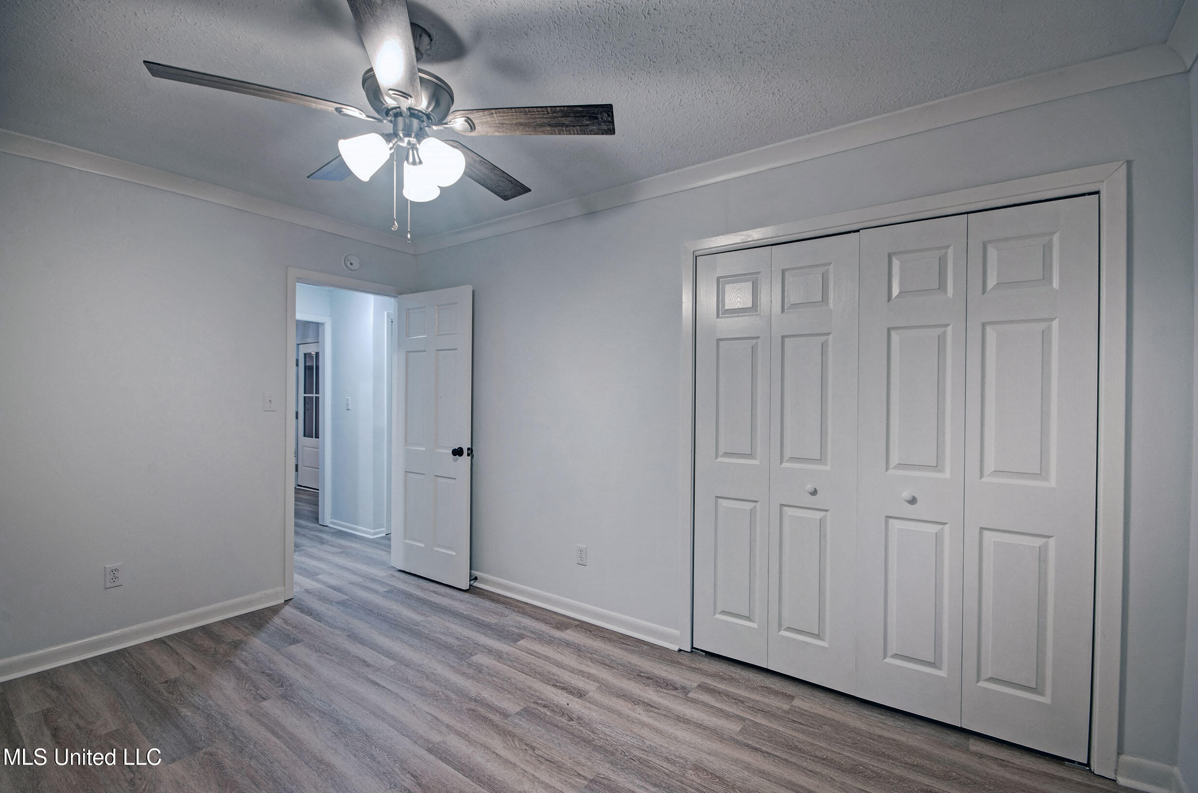 1782 Hillview Drive Property Photo 21