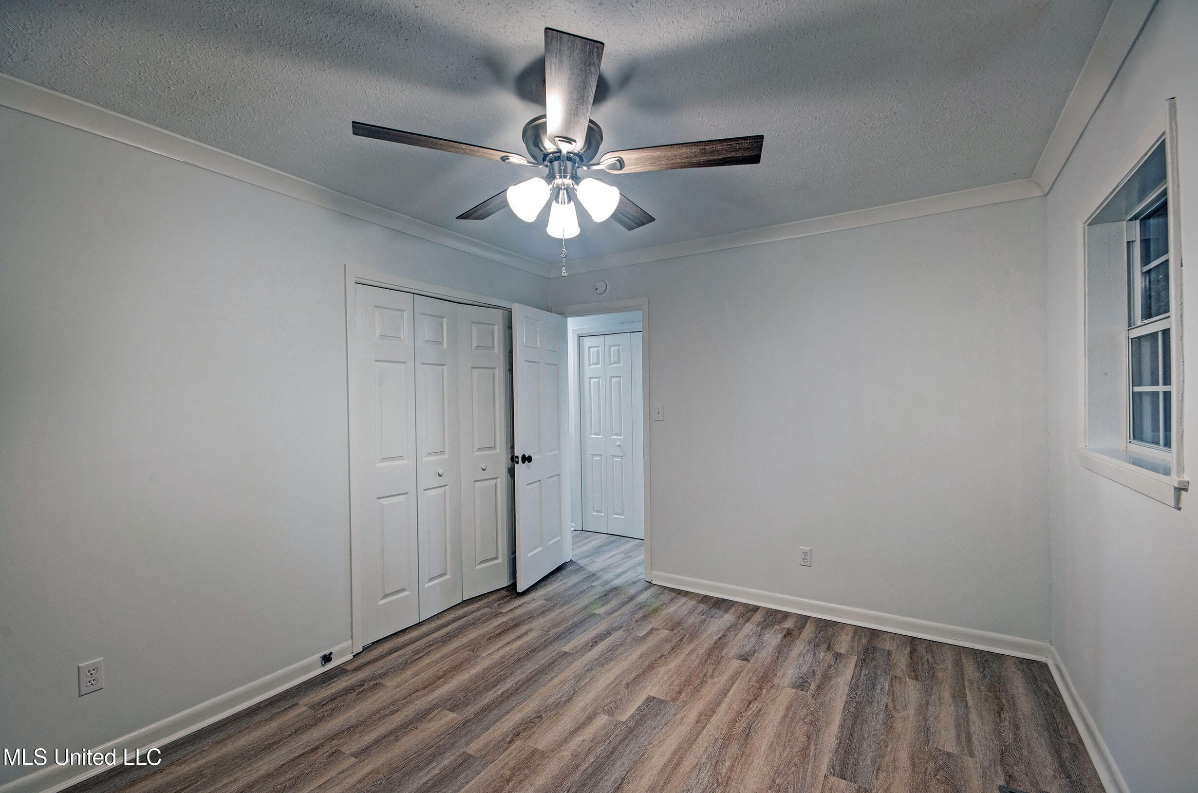 1782 Hillview Drive Property Photo 23