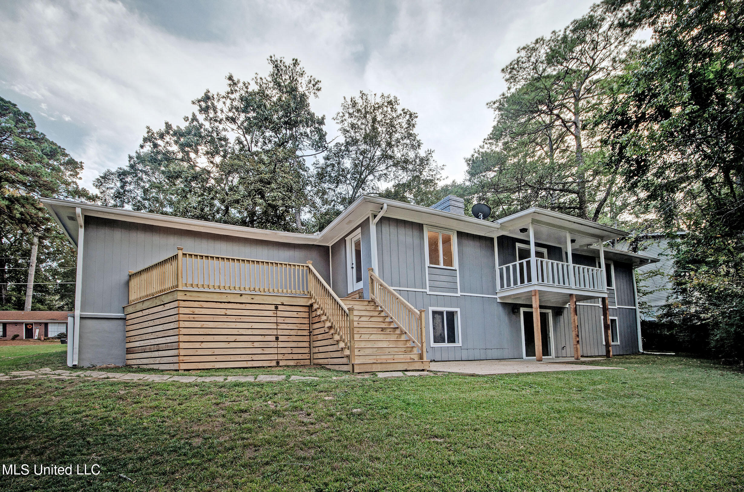 1782 Hillview Drive Property Photo 35