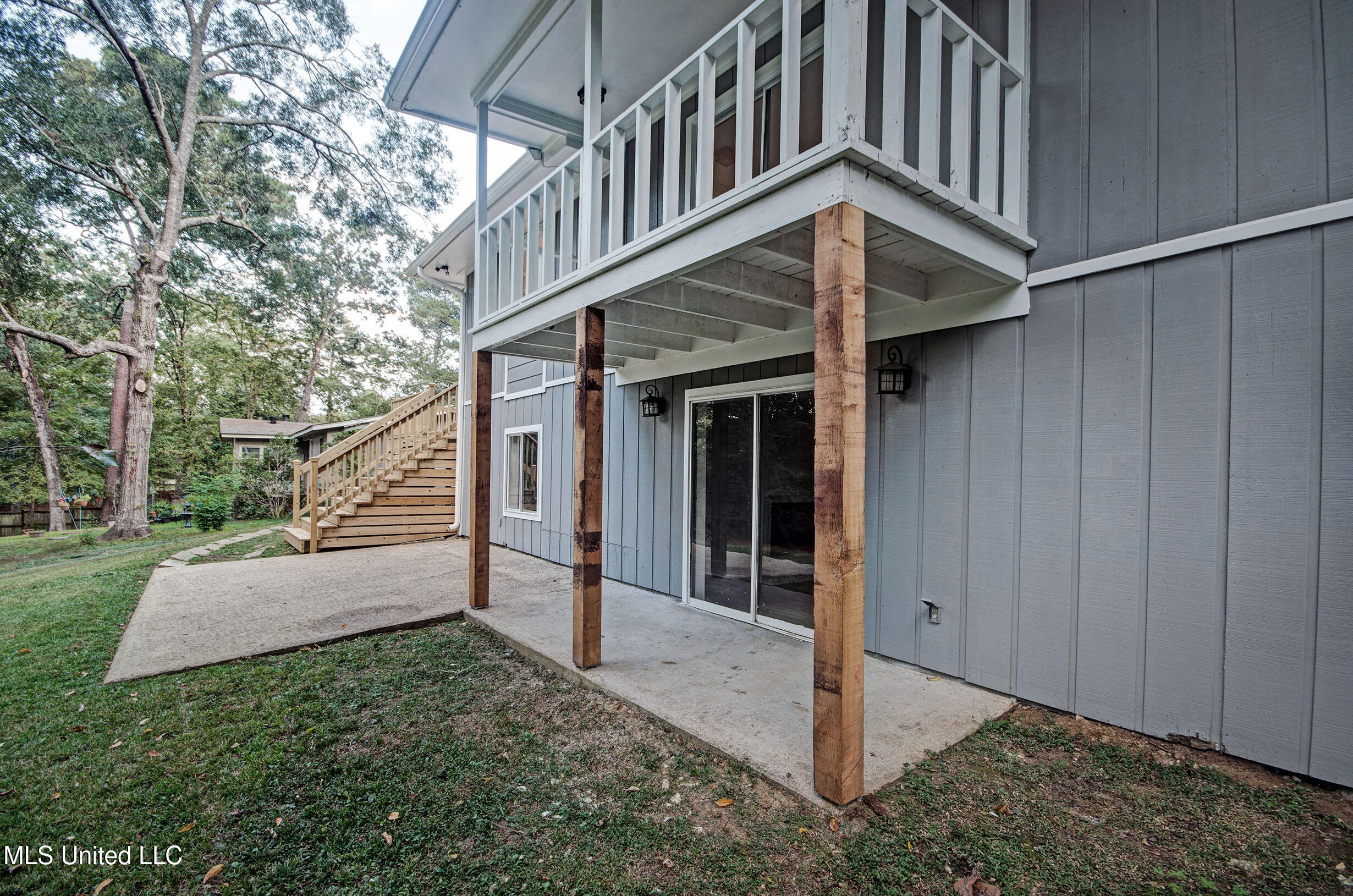 1782 Hillview Drive Property Photo 38