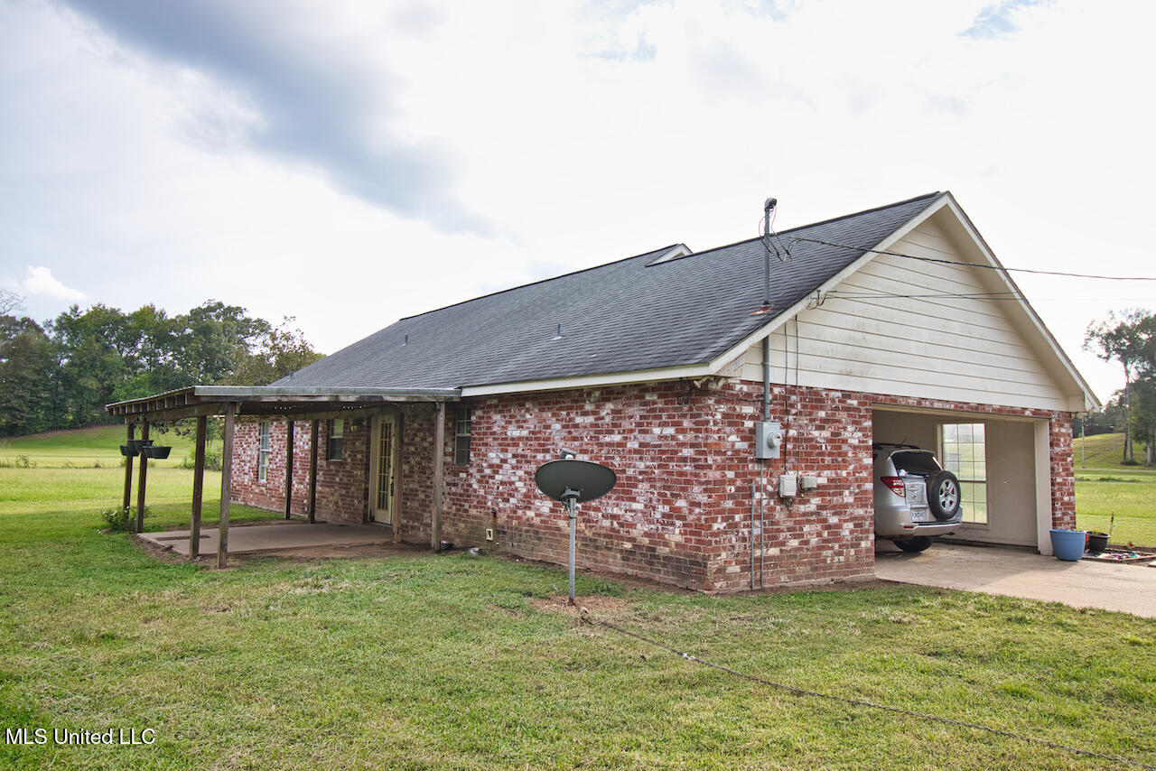 1122 Berthadale Road Property Photo 19