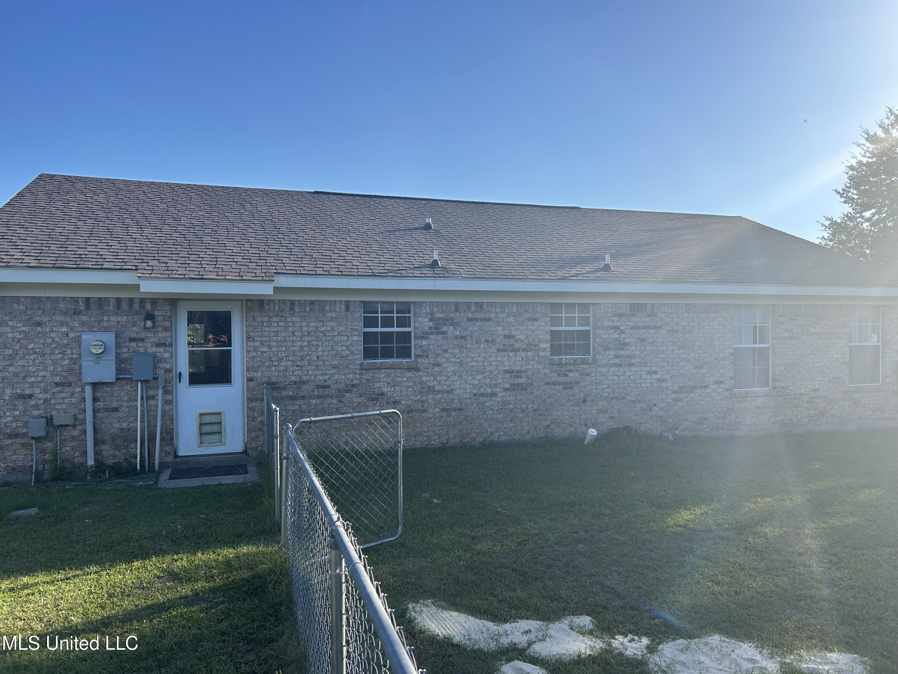 6130 Road 541 Property Photo 2