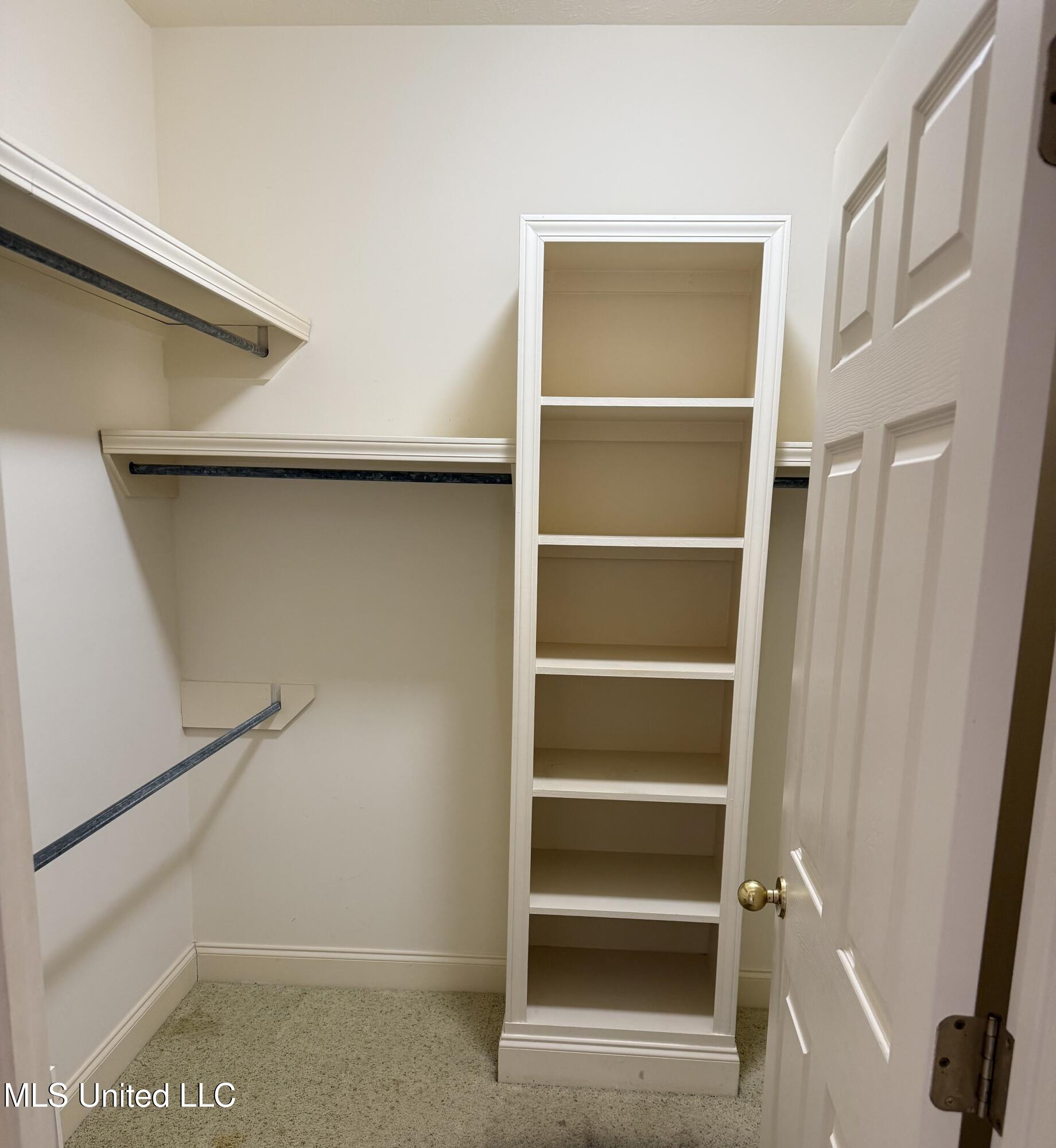 701 Napoleon Court Property Photo 12