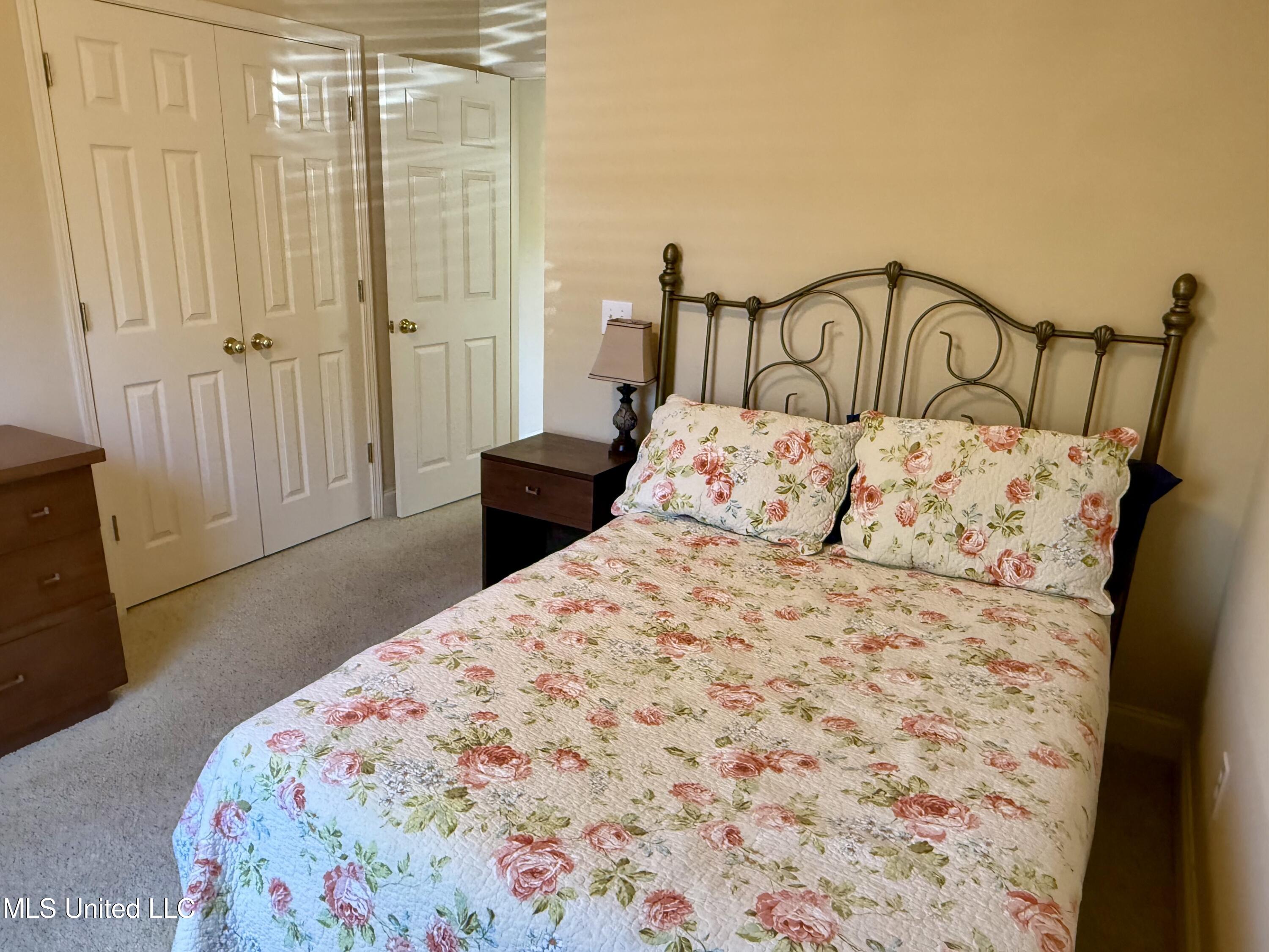 701 Napoleon Court Property Photo 16