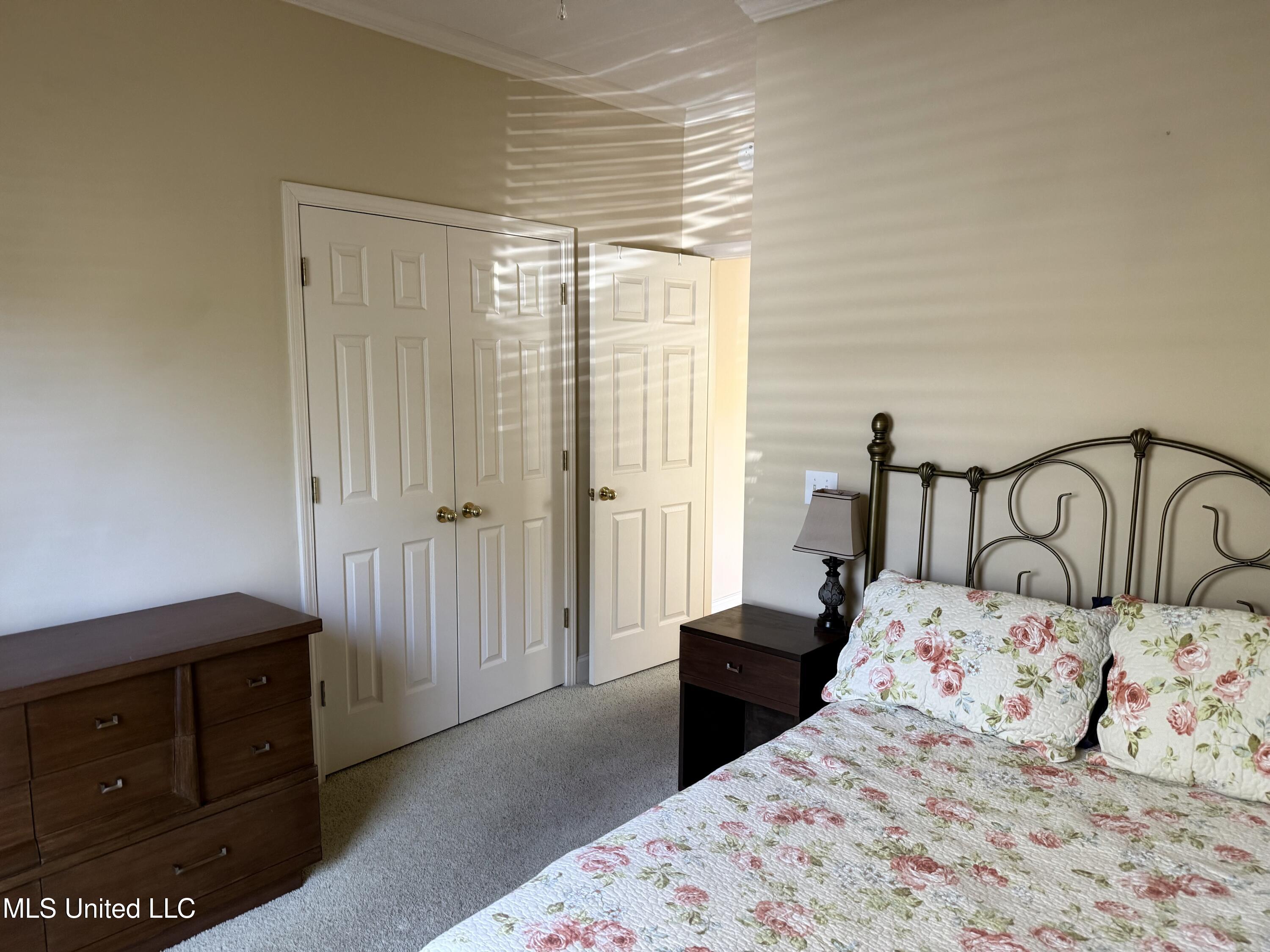 701 Napoleon Court Property Photo 17