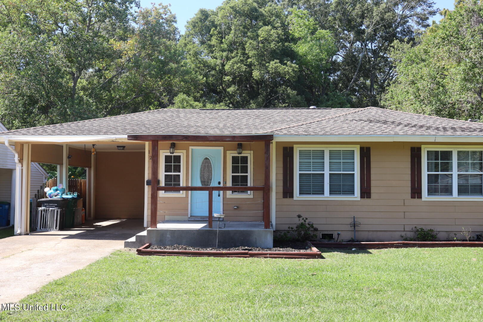 1203 13th Street Property Photo 2