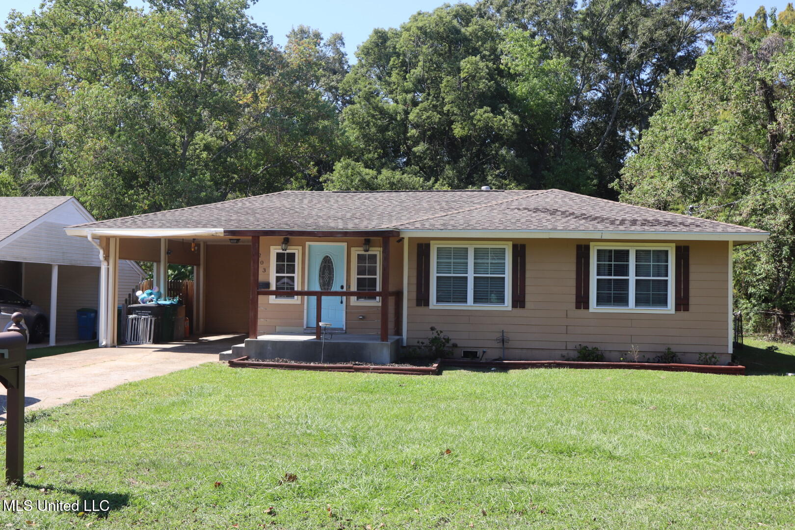 1203 13th Street Property Photo 4