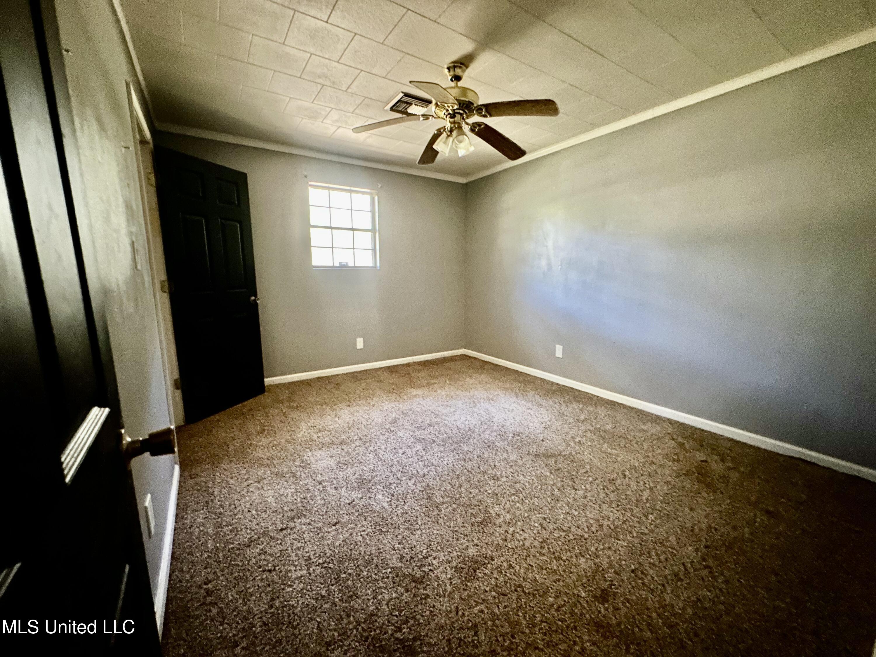 16017 12th Street Property Photo 8