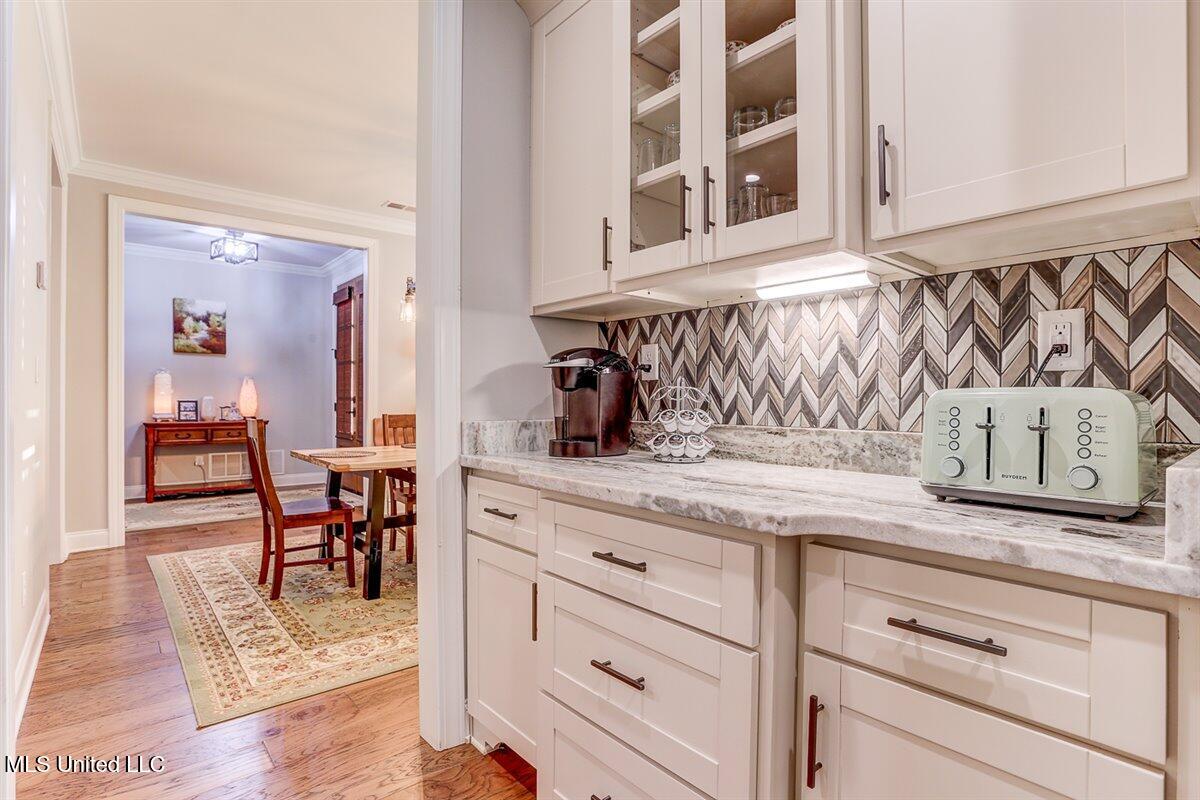 4426 Macon Cove Property Photo 10