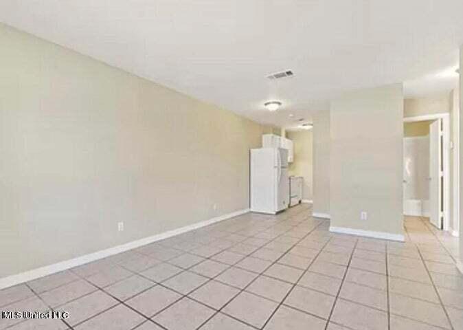 1015 Park Row Avenue Property Photo 3