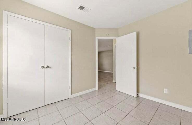 1015 Park Row Avenue Property Photo 5