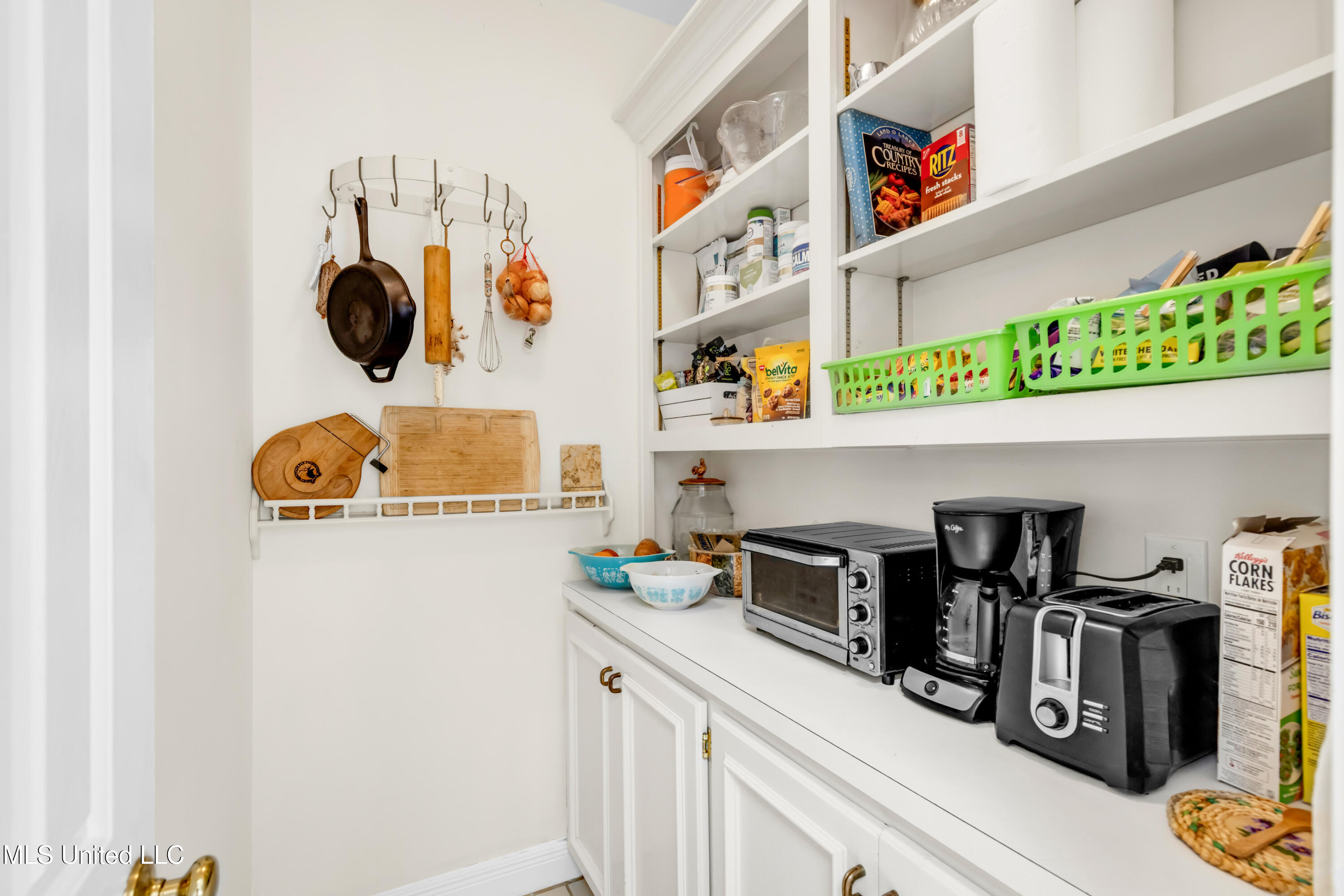 2549 Spring Ridge Drive Property Photo 18