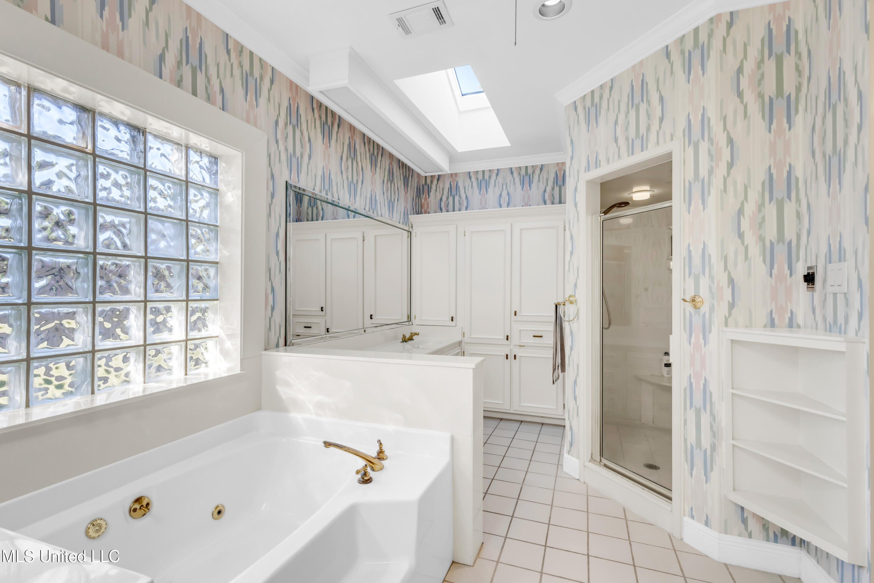 2549 Spring Ridge Drive Property Photo 24