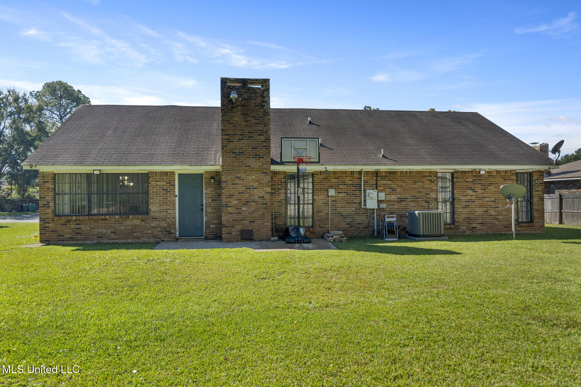 2300 Lewis Gate Drive Property Photo 22