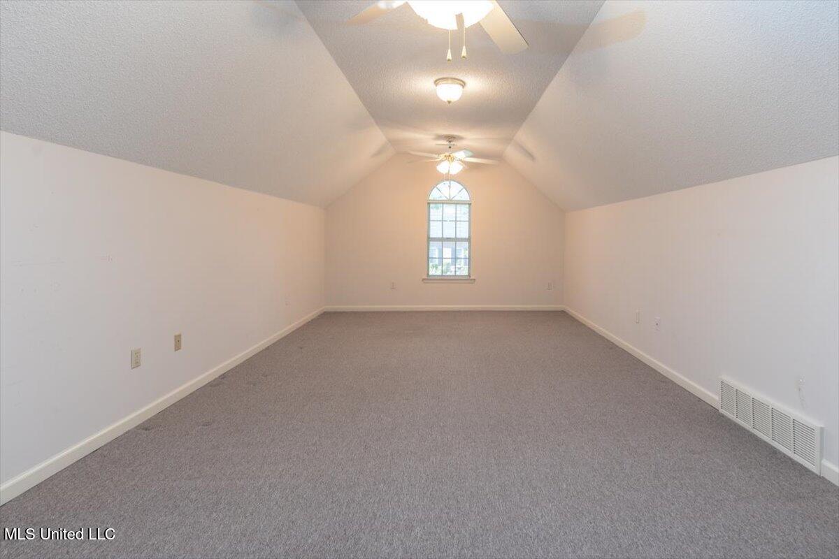 7906 Kirkwood Cove Property Photo 30