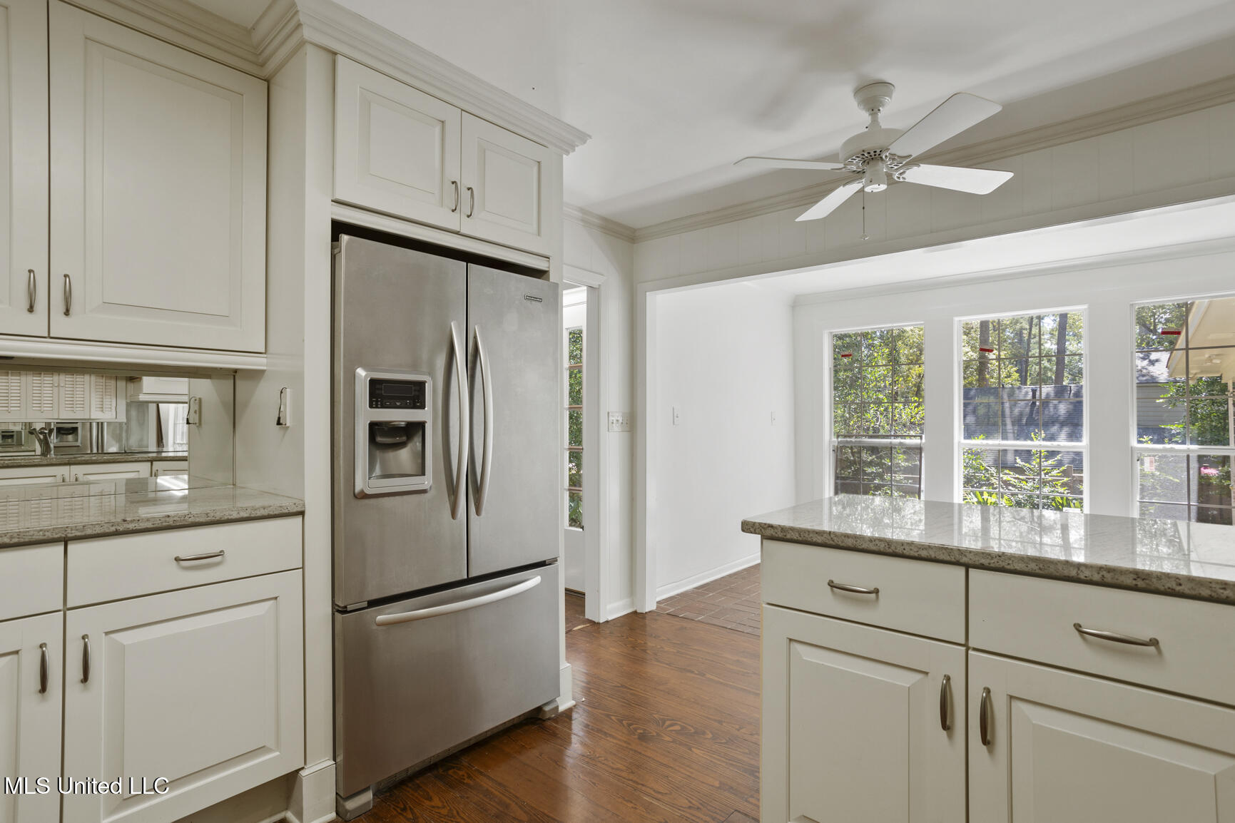 1903 Bellewood Road Property Photo 8