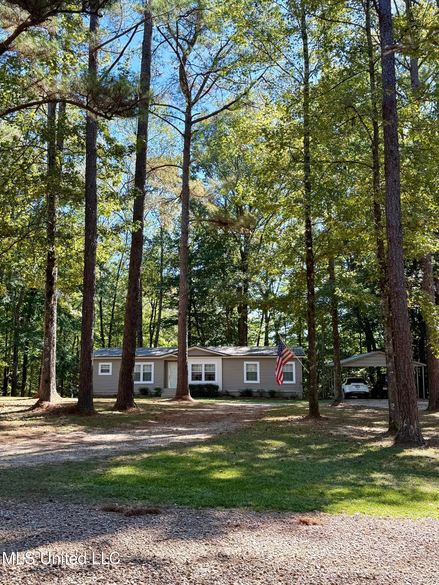 118 Craig Road Property Photo 4