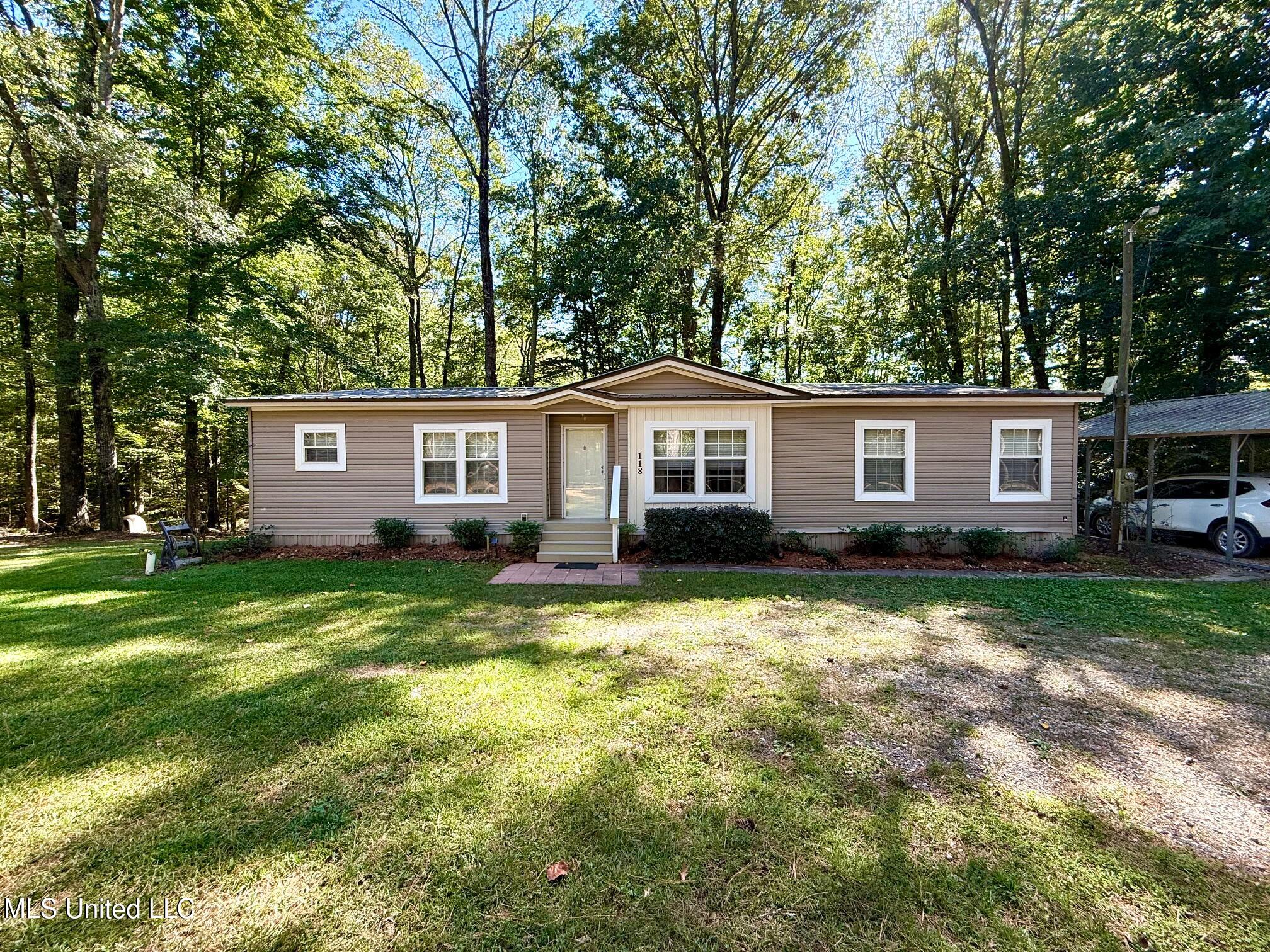 118 Craig Road Property Photo 5