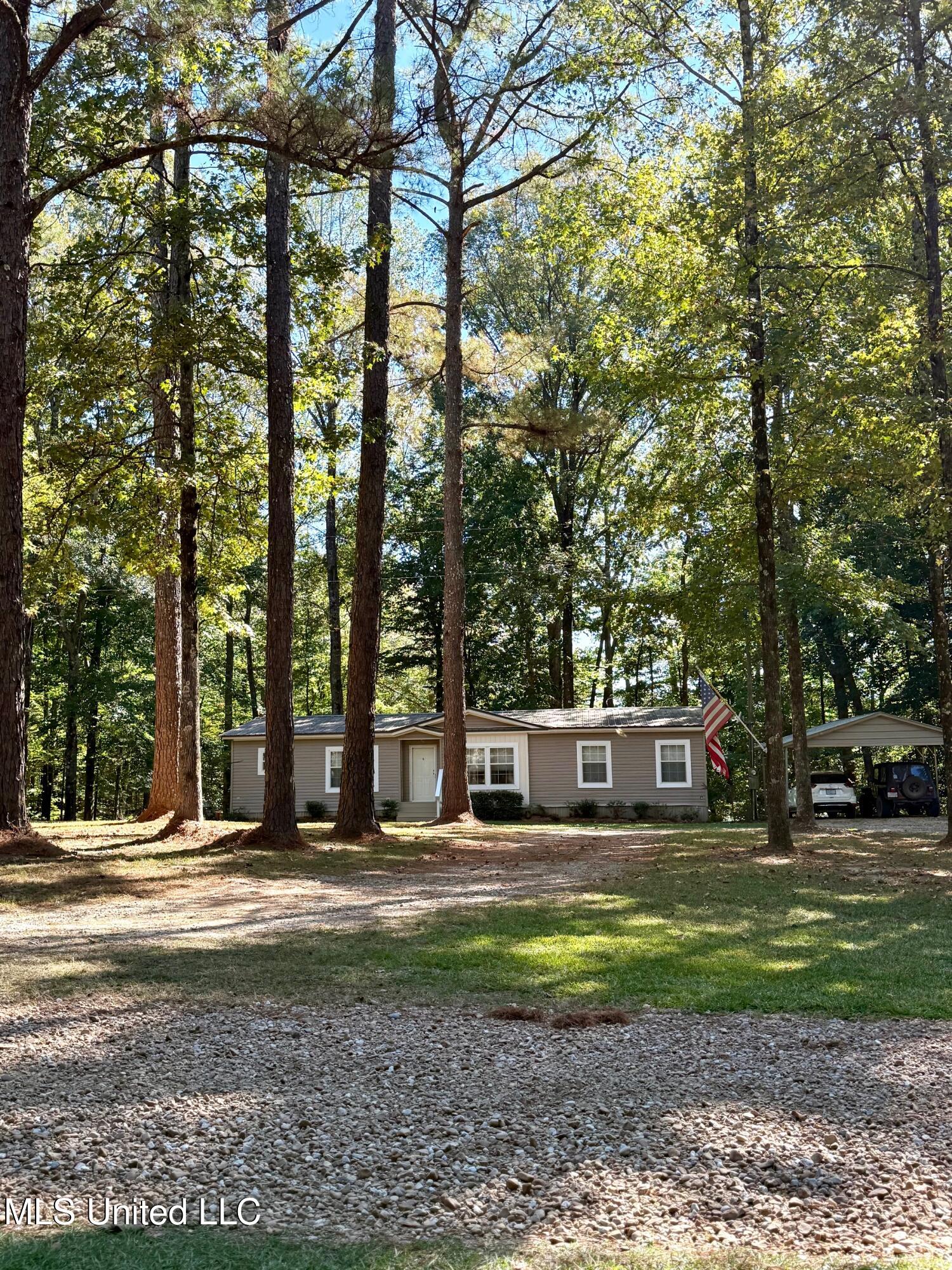 118 Craig Road Property Photo 8