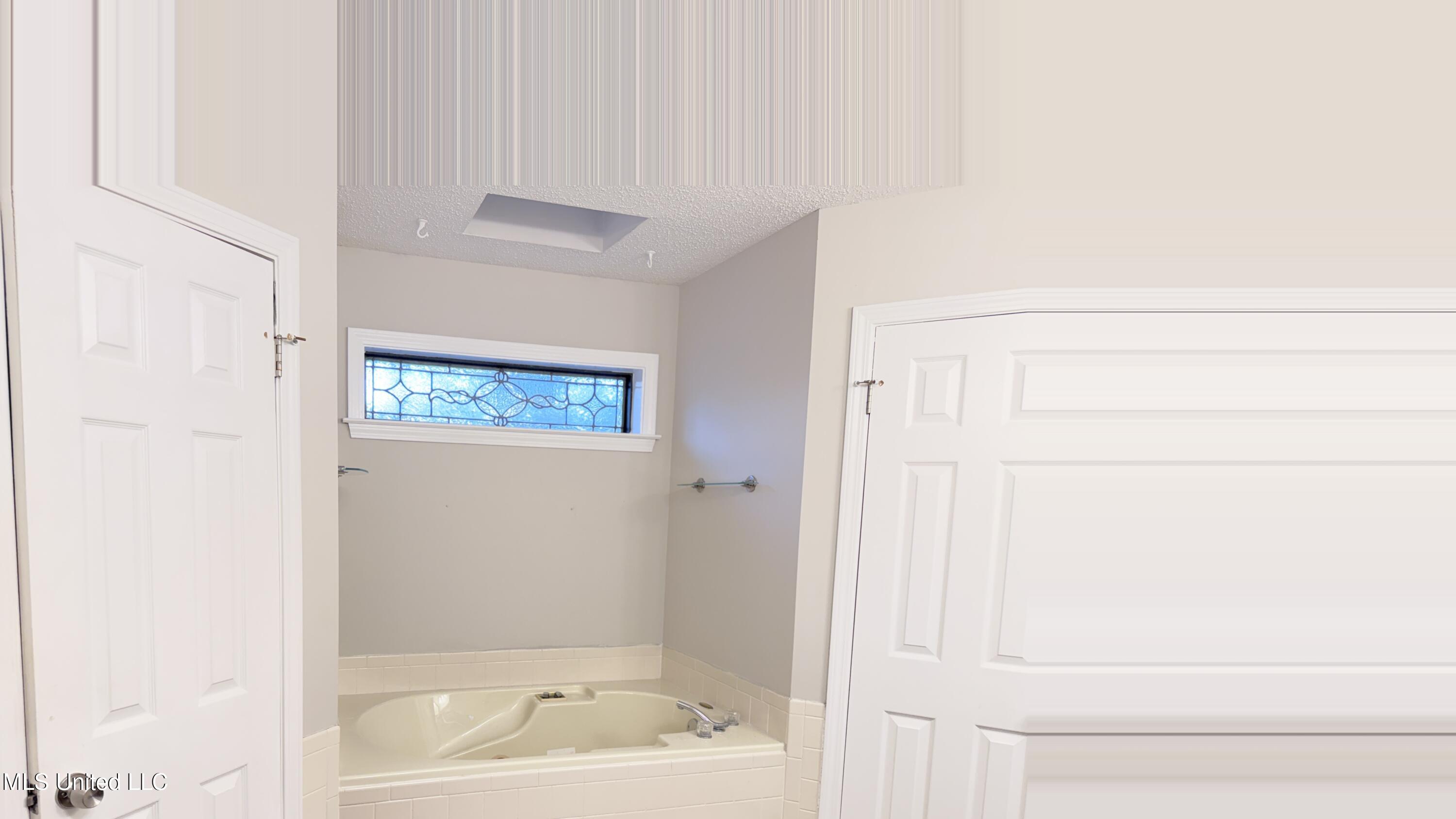 6641 Blue Spruce Drive Property Photo 6