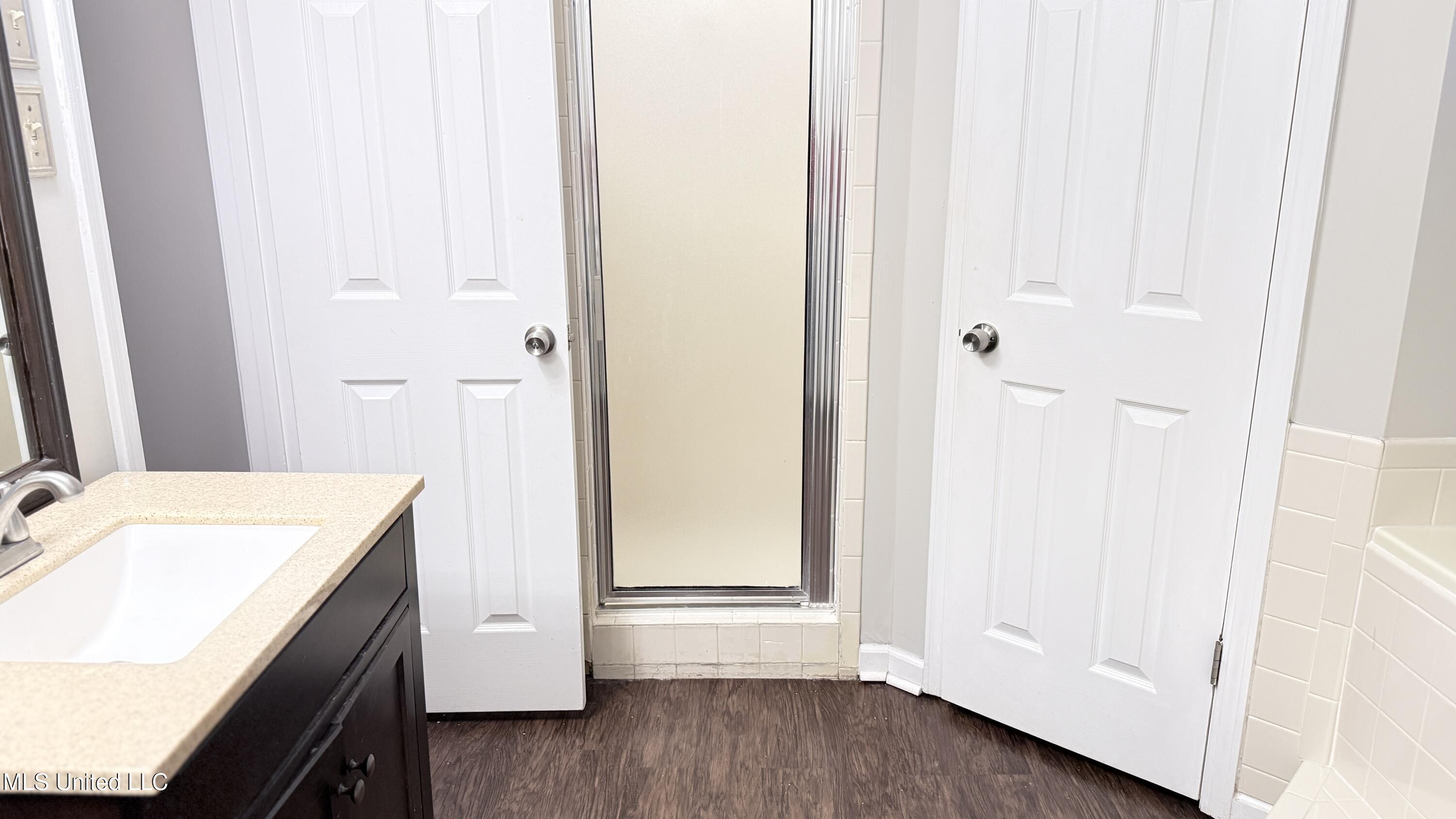 6641 Blue Spruce Drive Property Photo 7