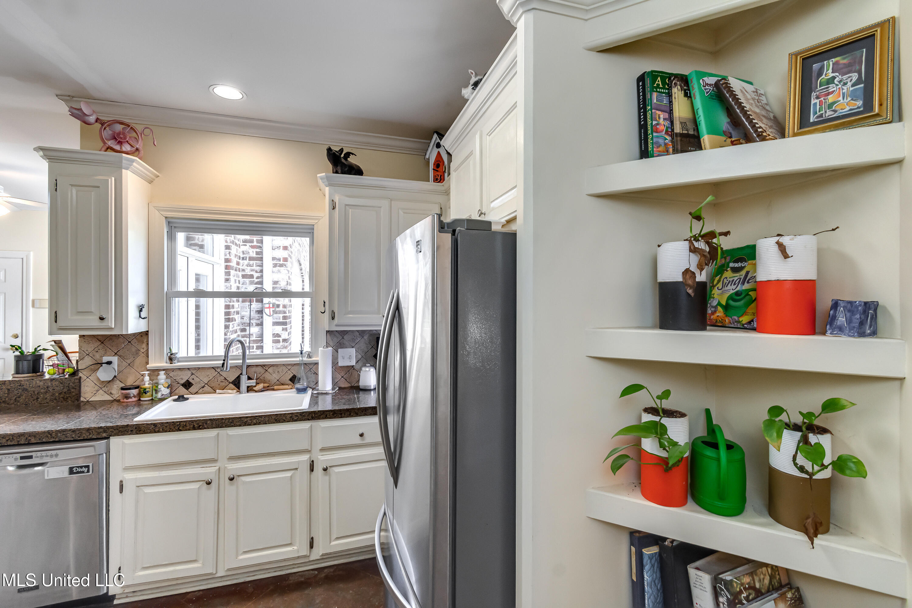 106 Begonia Lane Property Photo 15