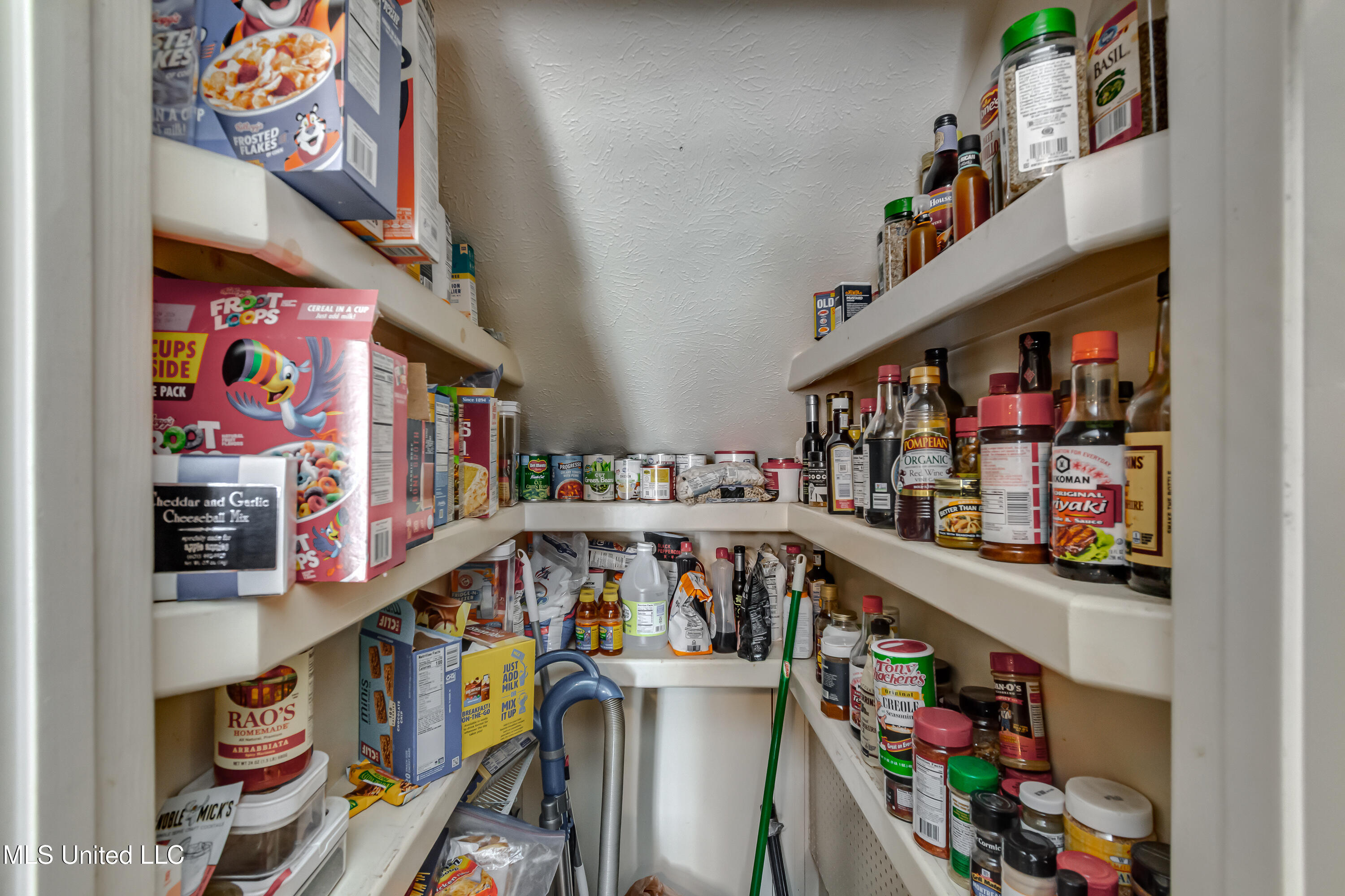 106 Begonia Lane Property Photo 17