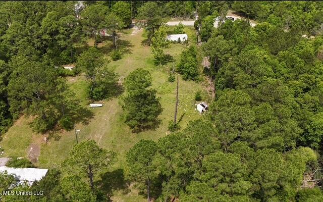 15654 Walter Smith Road Property Photo 3