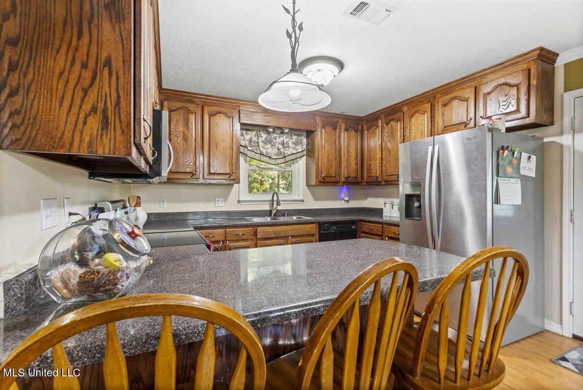 55 Rayburn Pierce Property Photo 9