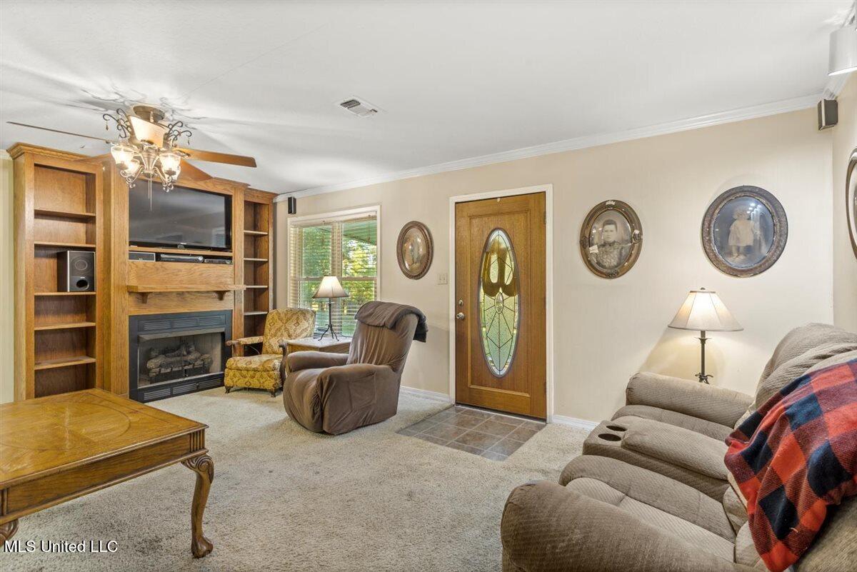 55 Rayburn Pierce Property Photo 13