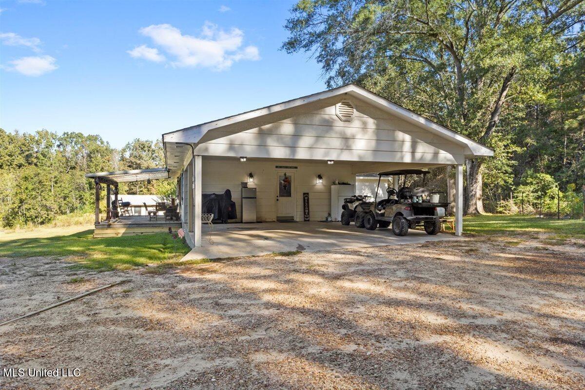 55 Rayburn Pierce Property Photo 32