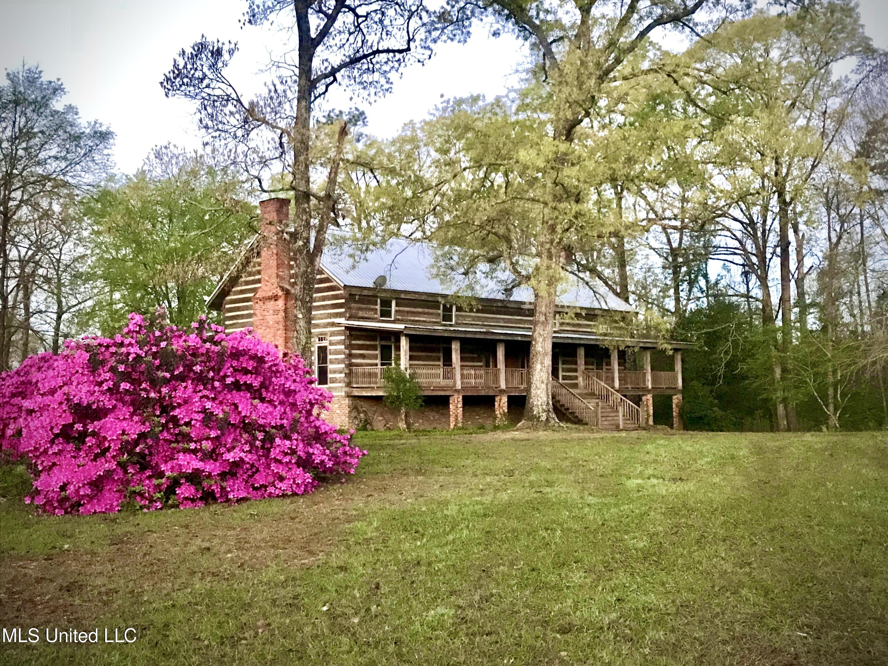 3930 Graves Road Property Photo 1