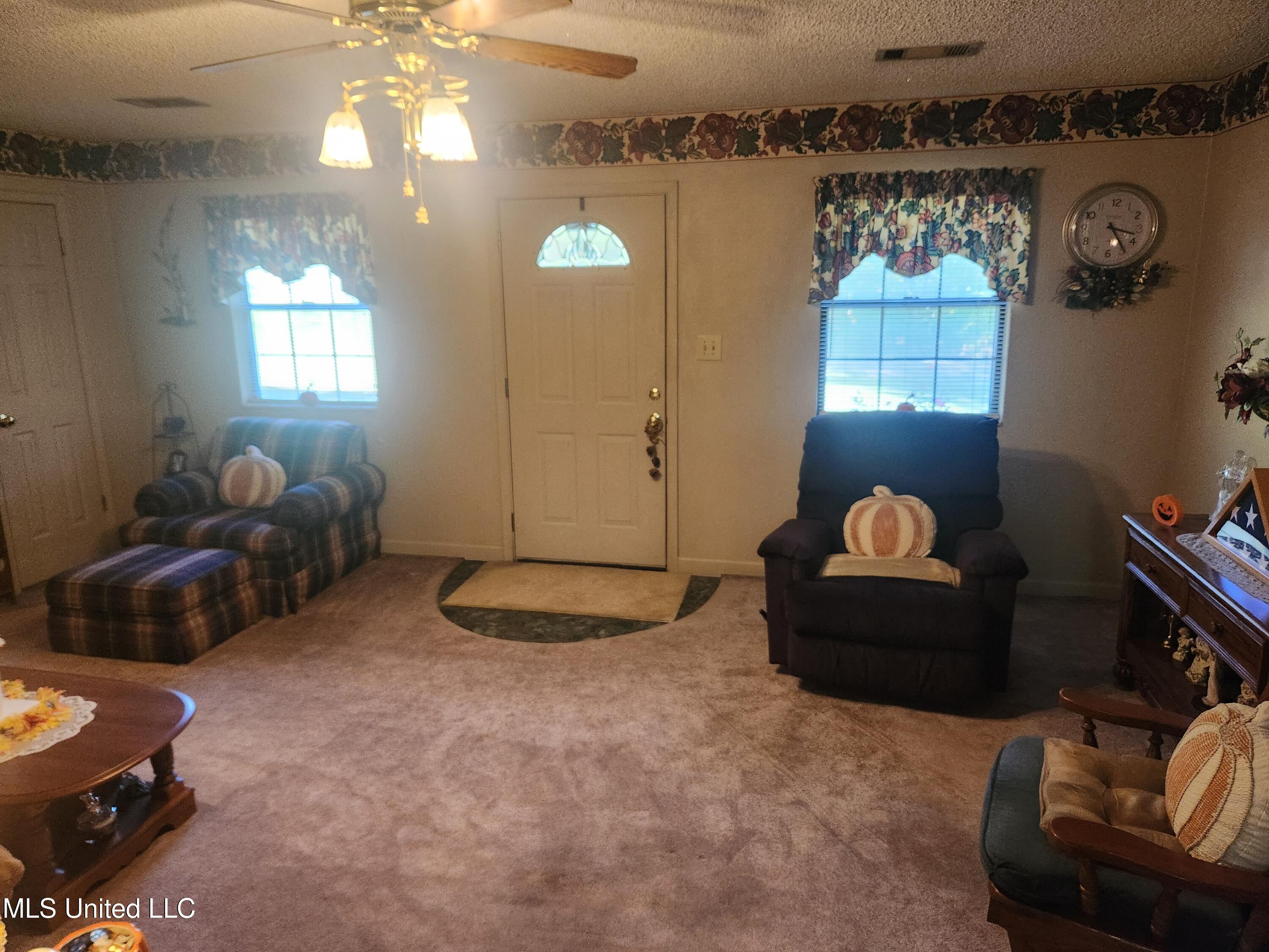 951 Wetonga Lane Property Photo 15