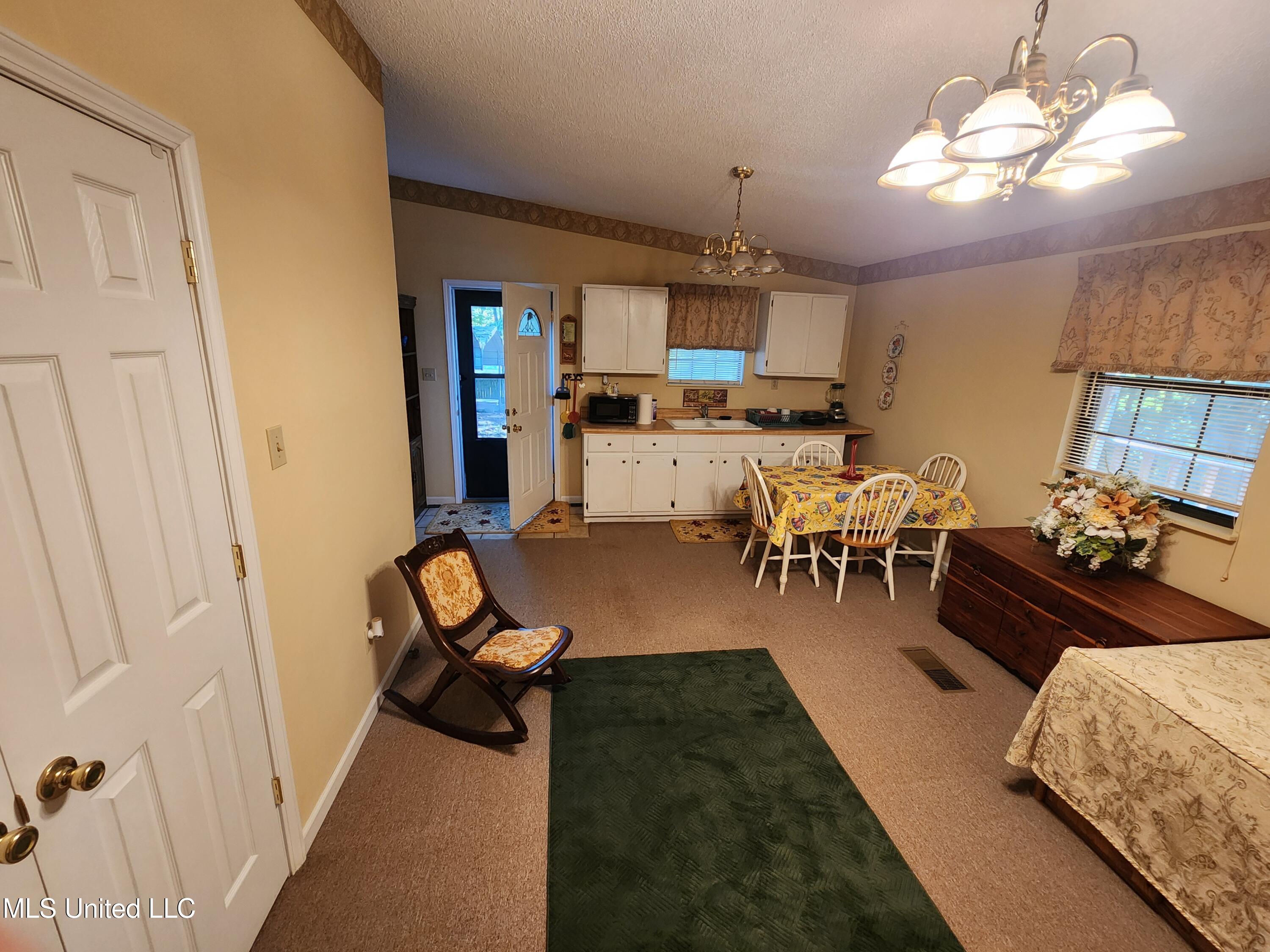 951 Wetonga Lane Property Photo 40