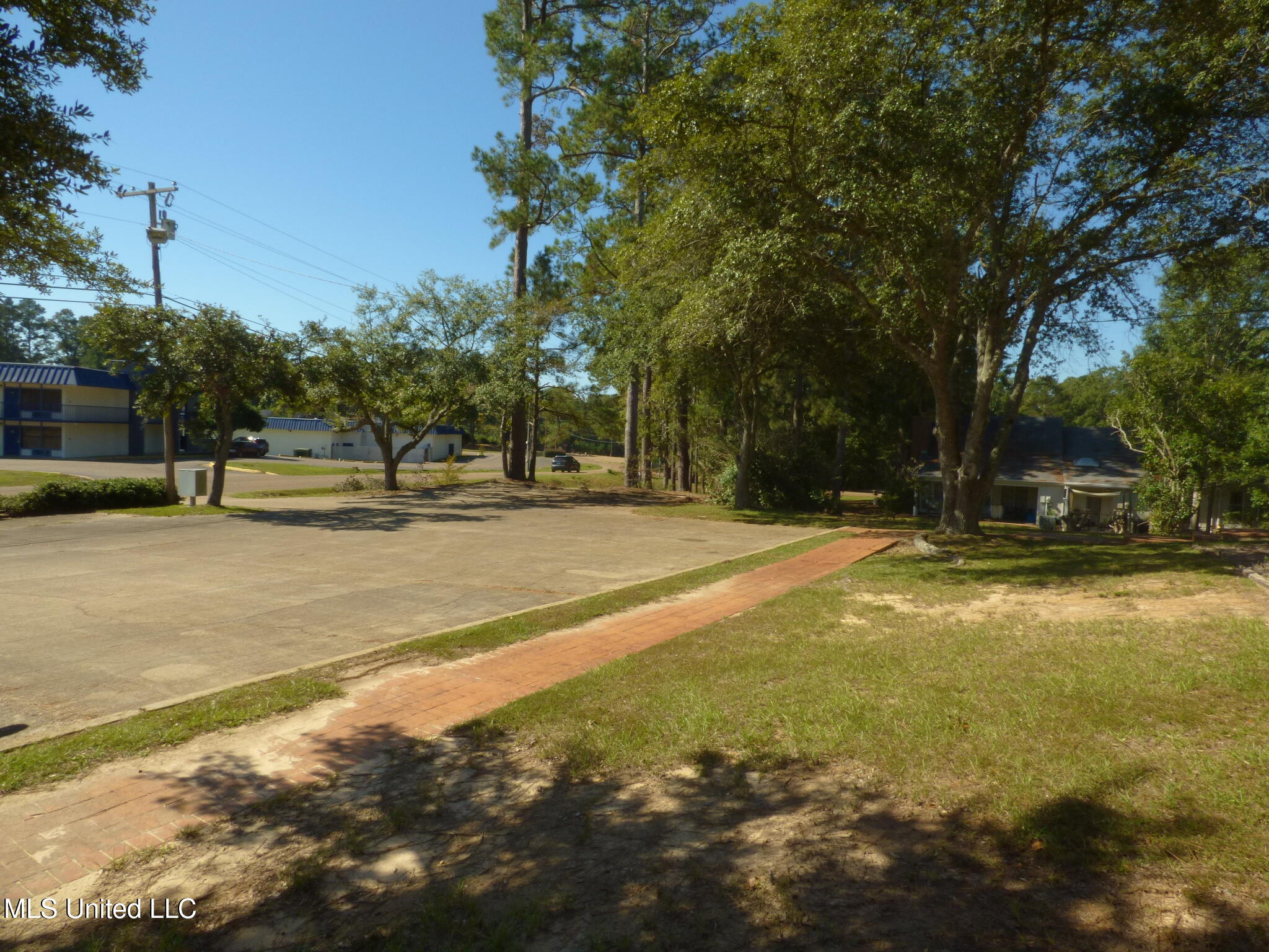 299 Apache Drive Property Photo 13