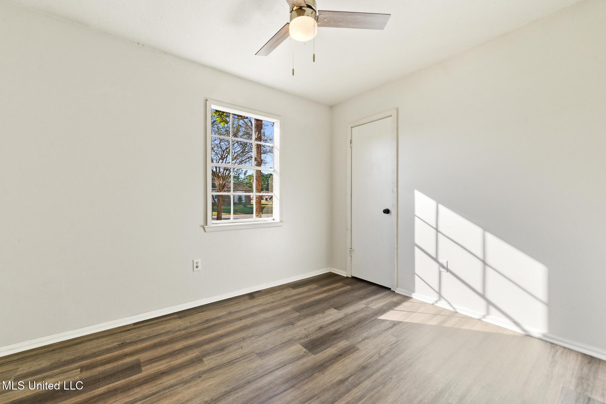 2612 San Lorenzo Street Property Photo 15